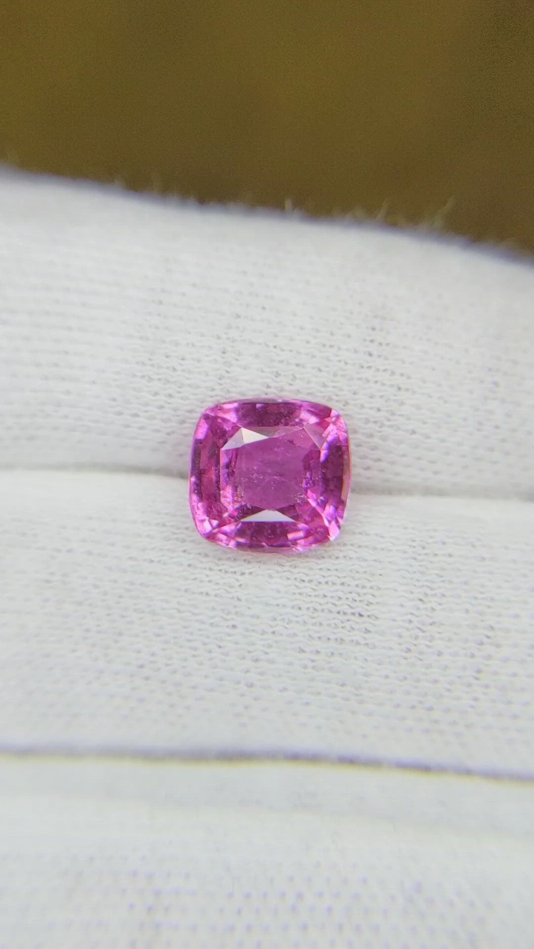 3.42 Ct. Pink Sapphire from Ceylon (Sri Lanka) Size Video