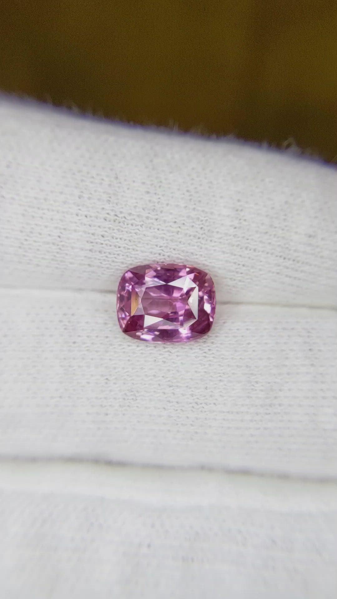 3.25 Ct. Pink Sapphire from Ceylon (Sri Lanka) Size Video