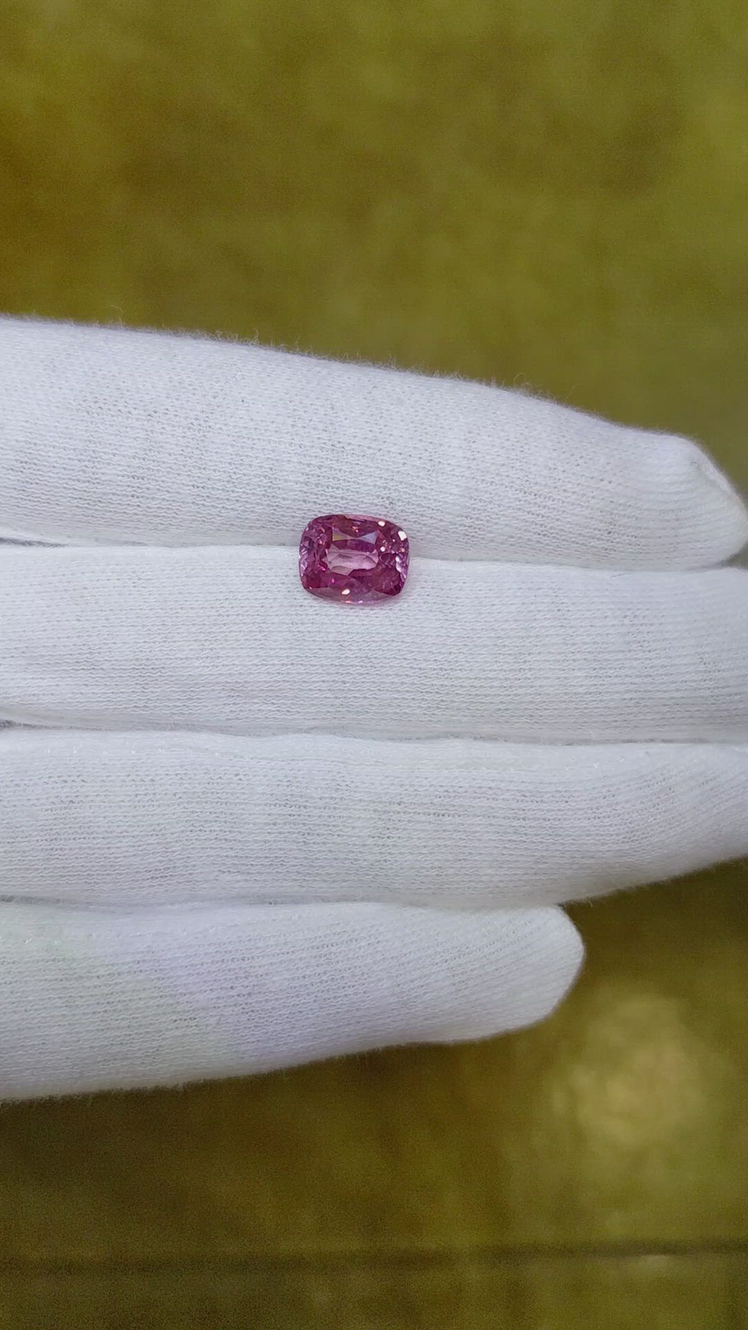 3.25 Ct. Pink Sapphire from Ceylon (Sri Lanka) Size Video