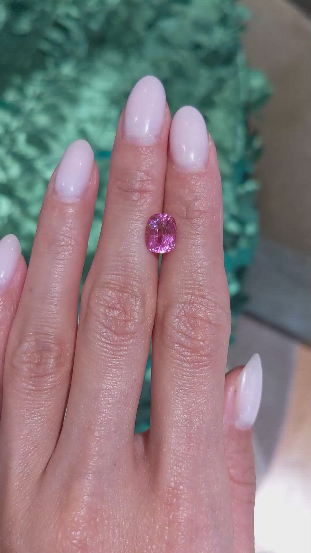 2.82 Ct. Pink Sapphire from Ceylon (Sri Lanka) Size Video