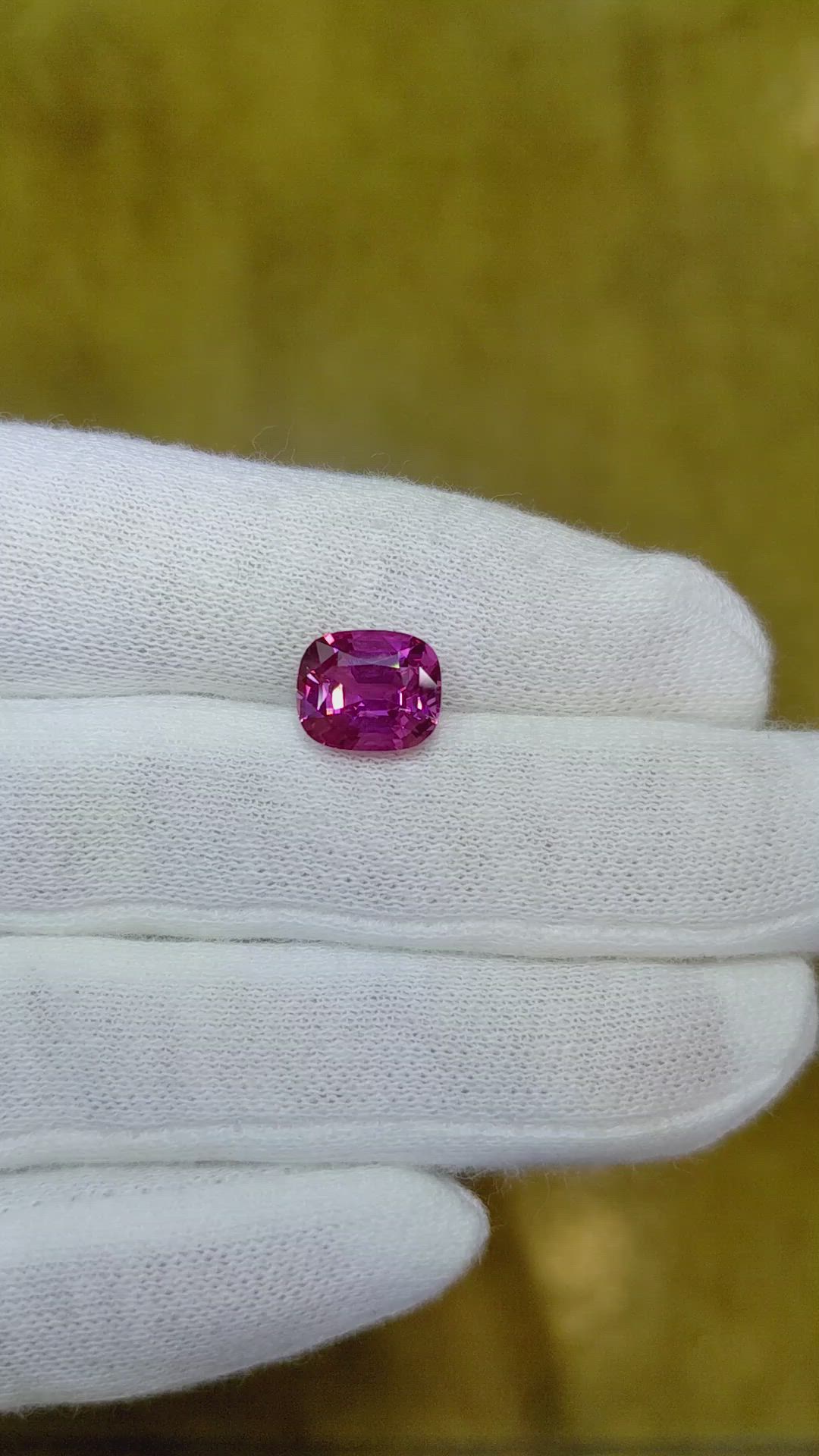 3.19 Ct. Pink Sapphire from Ceylon (Sri Lanka) Size Video