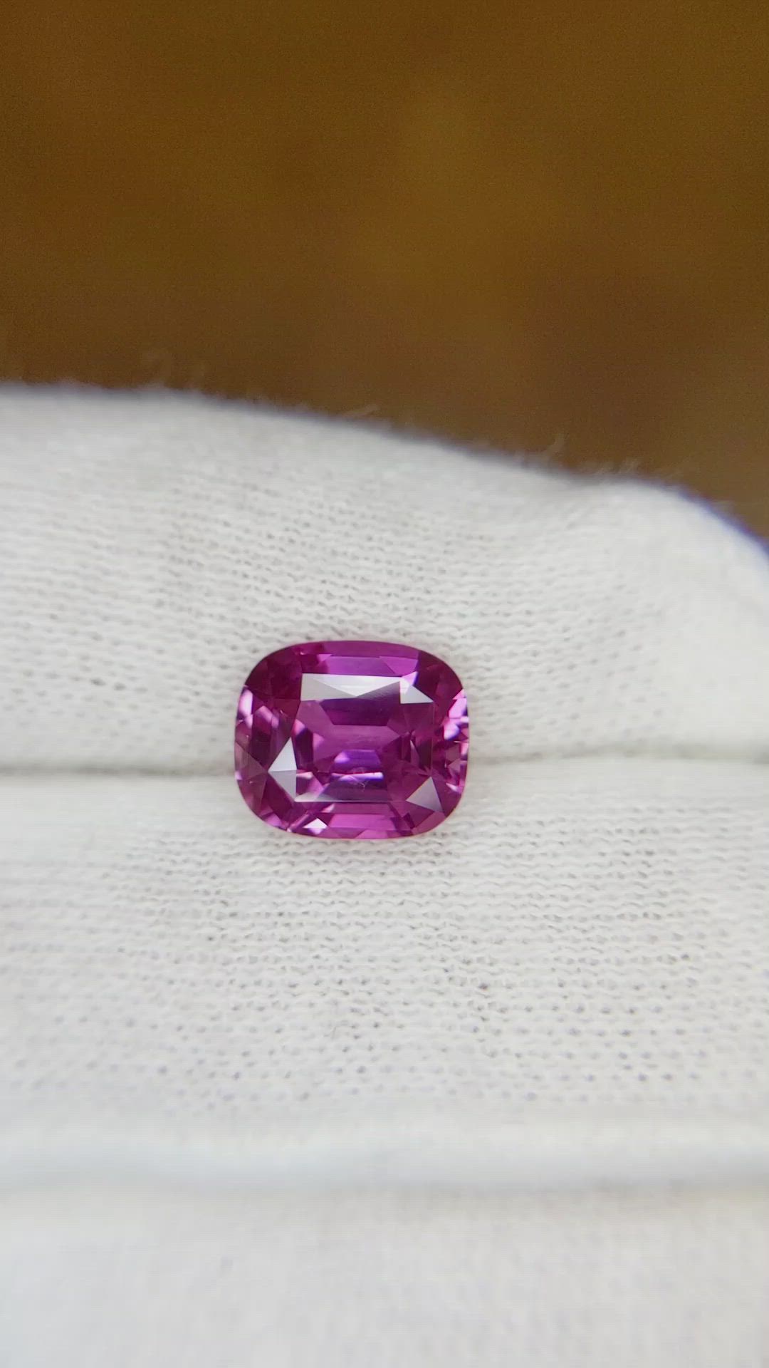 3.19 Ct. Pink Sapphire from Ceylon (Sri Lanka) Size Video