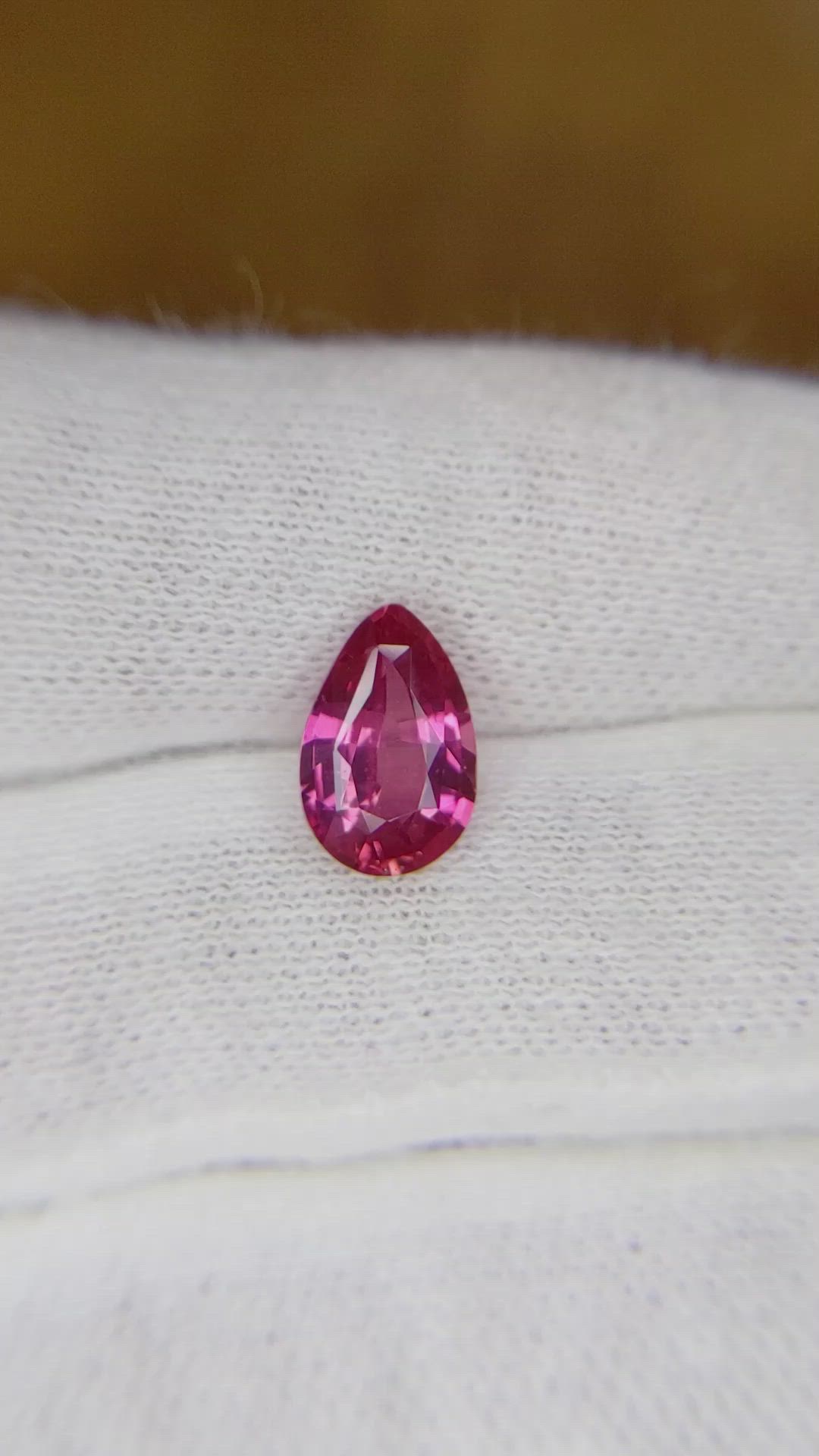 2.08 Ct. Purplish Pink Sapphire from Ceylon (Sri Lanka) Size Video