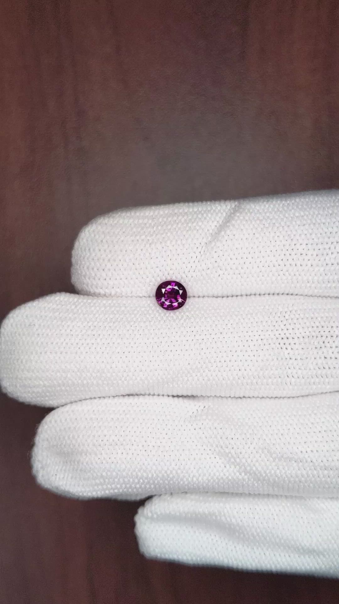 0.58 Ct. Pinkish Purple Sapphire from Ceylon (Sri Lanka) Size Video