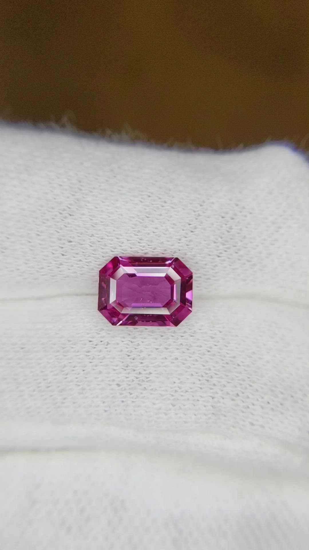 2.18 Ct. Pink Sapphire from Ceylon (Sri Lanka) Size Video