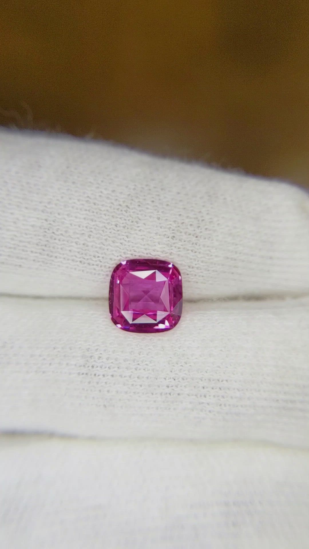 1.61 Ct. Pink Sapphire from Ceylon (Sri Lanka) Size Video