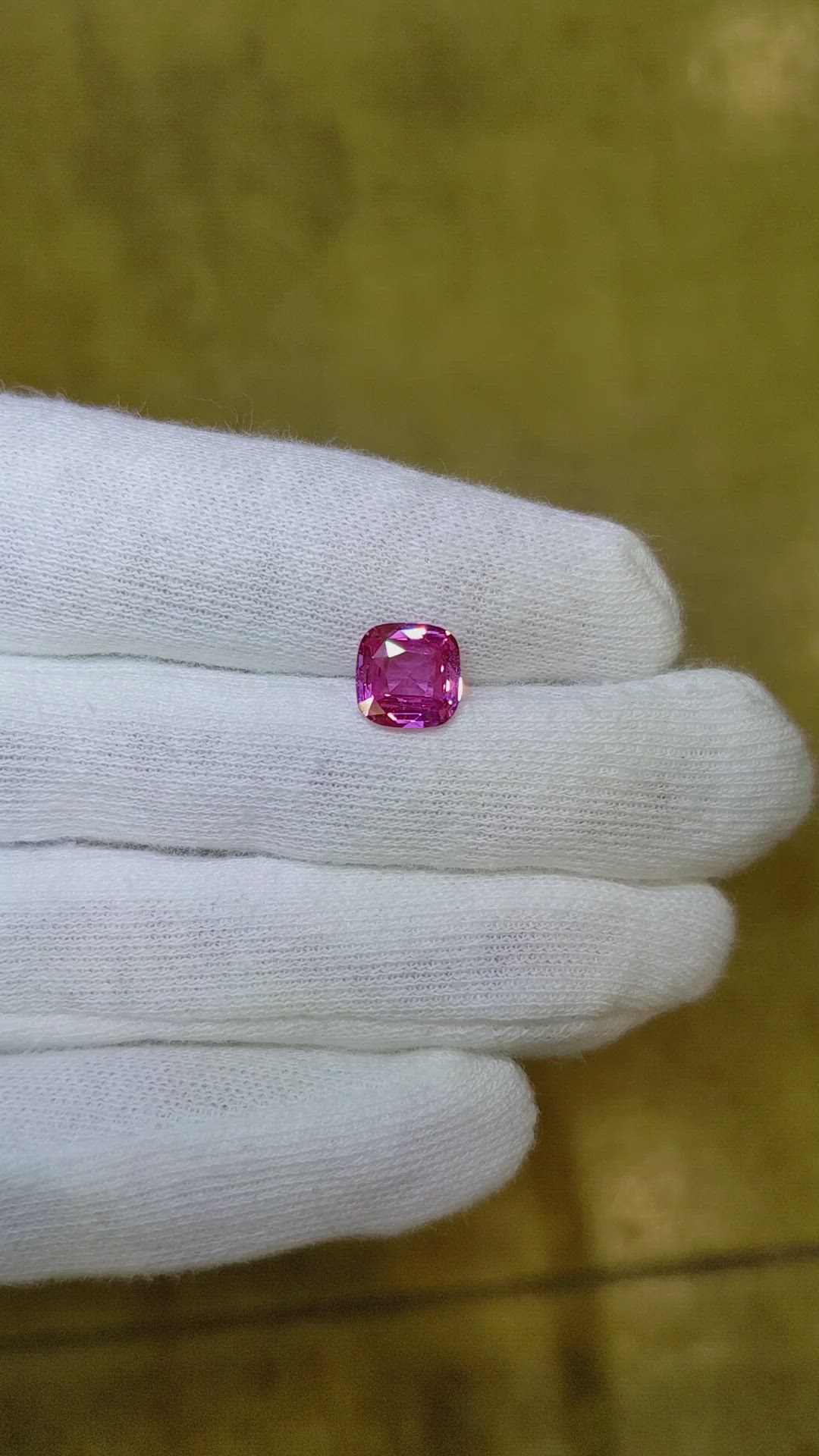 1.61 Ct. Pink Sapphire from Ceylon (Sri Lanka) Size Video