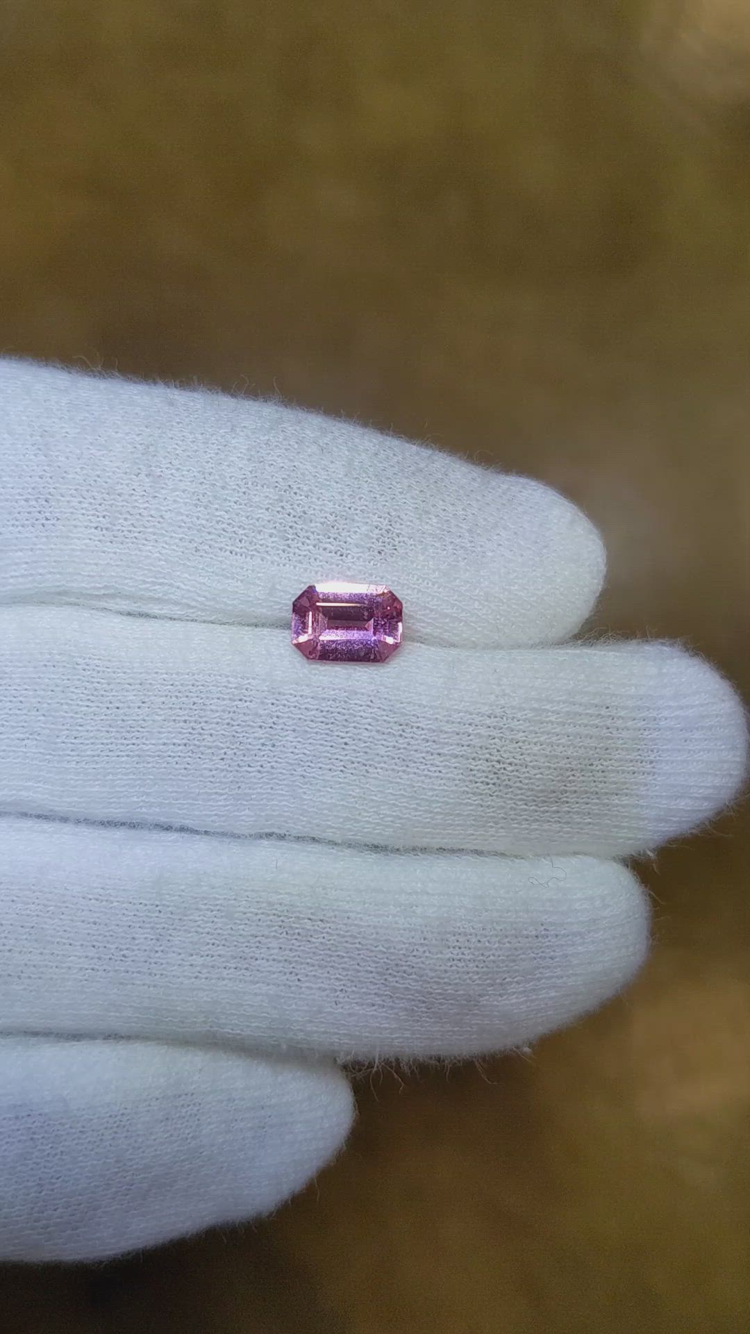 1.06 Ct. Pink Sapphire from Ceylon (Sri Lanka) Size Video