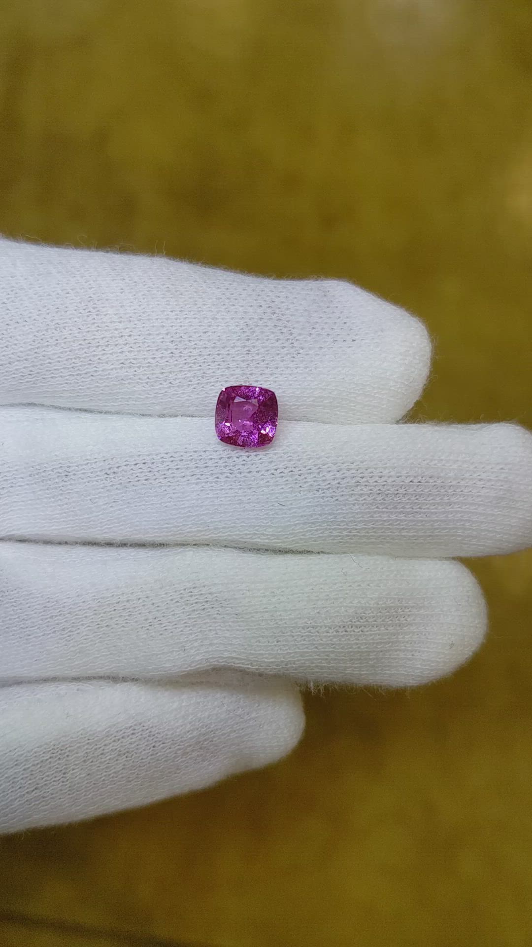 1.39 Ct. Pink Sapphire from Ceylon (Sri Lanka) Size Video