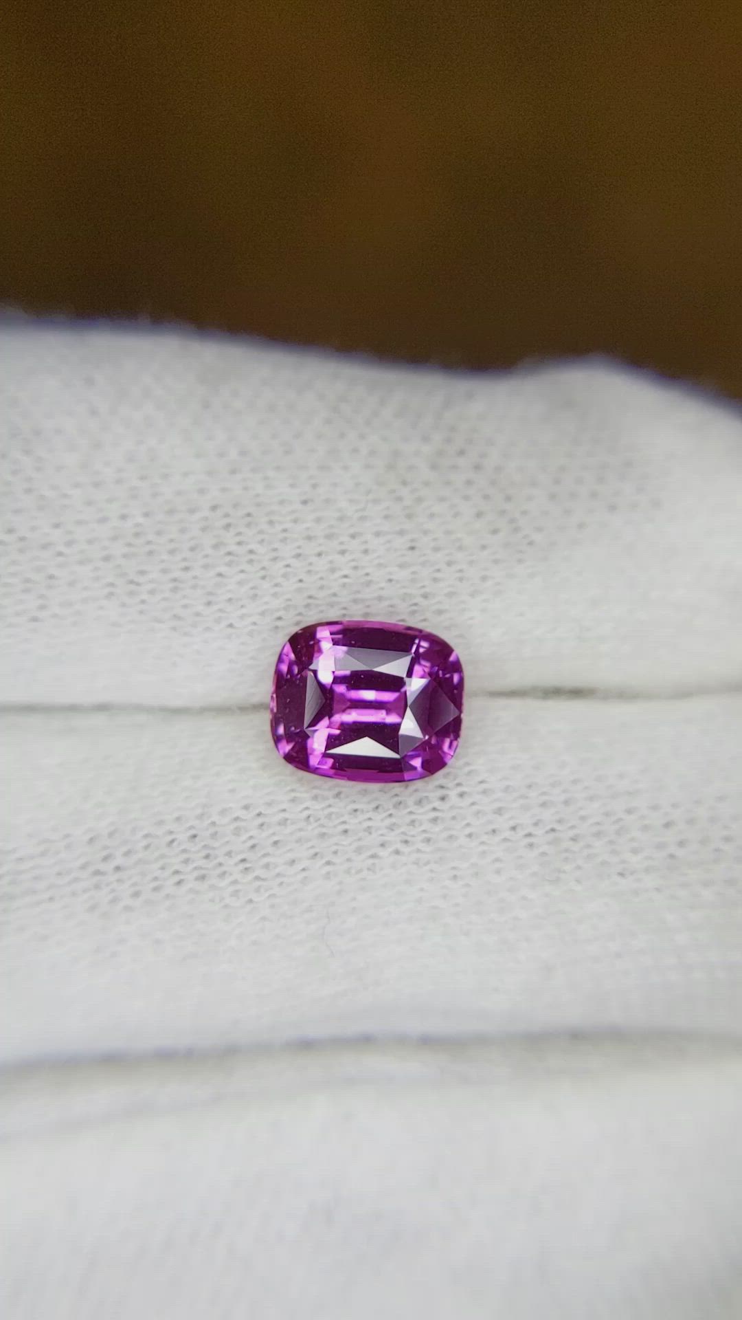 2.13 Ct. Pink Sapphire from Ceylon (Sri Lanka) Size Video
