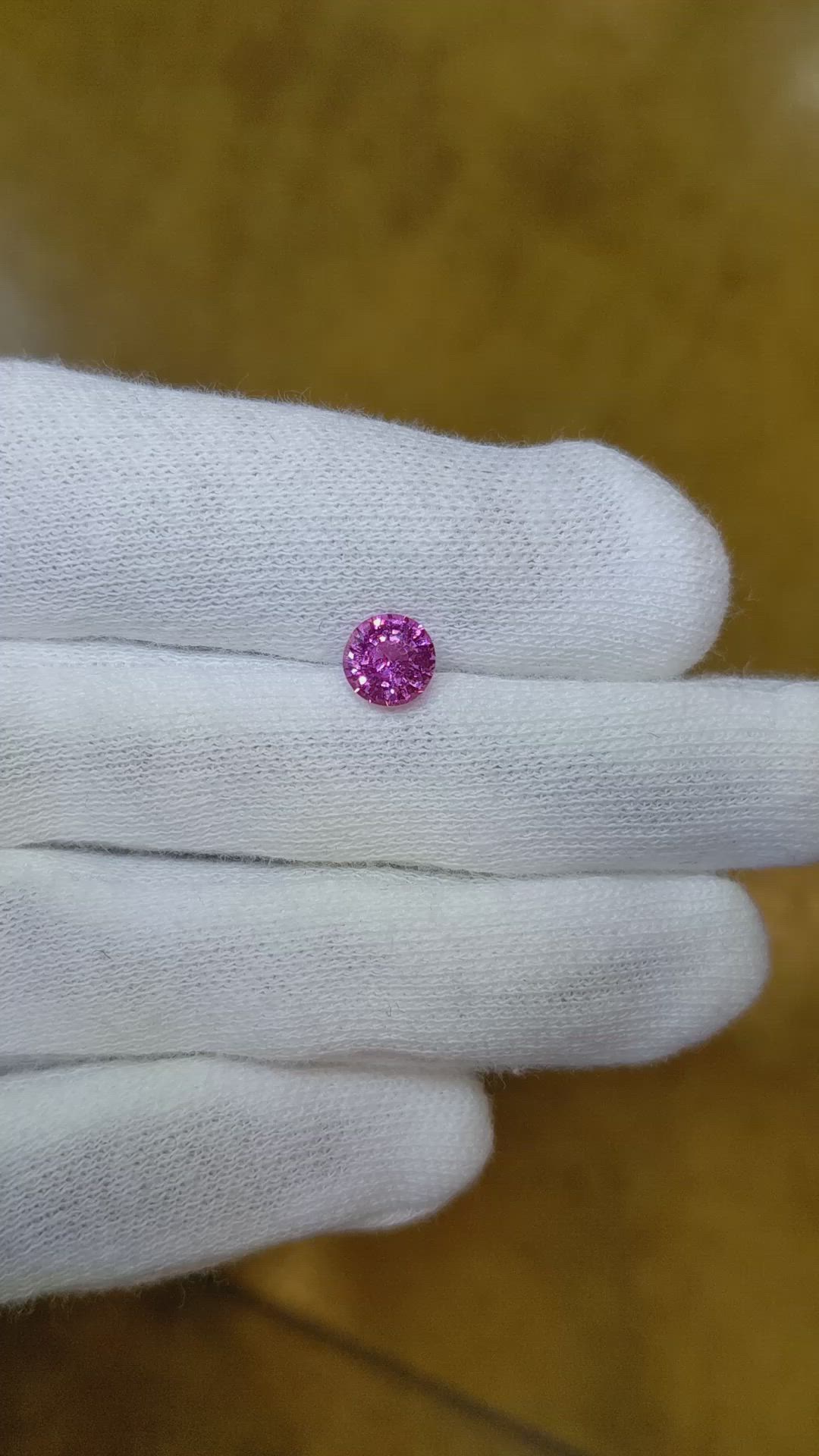 1.06 Ct. Pink Sapphire from Ceylon (Sri Lanka) Size Video
