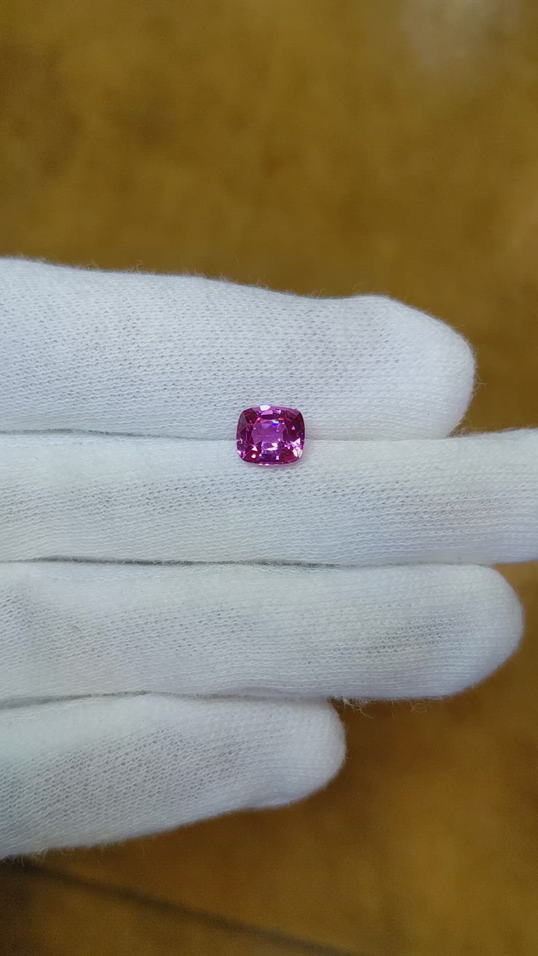 1.32 Ct. Pink Sapphire from Ceylon (Sri Lanka) Size Video