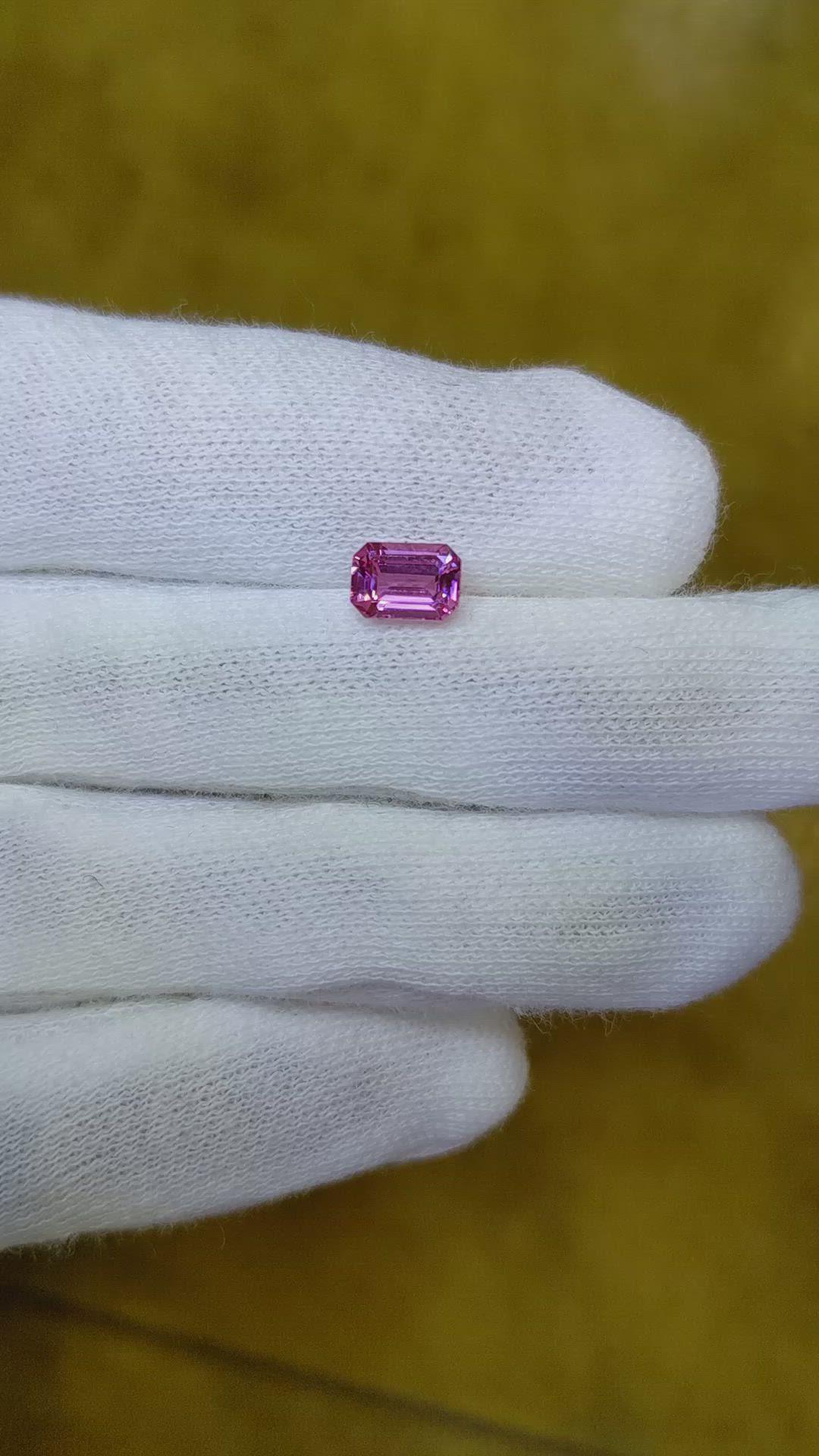 1.04 Ct. Pink Sapphire from Ceylon (Sri Lanka) Size Video