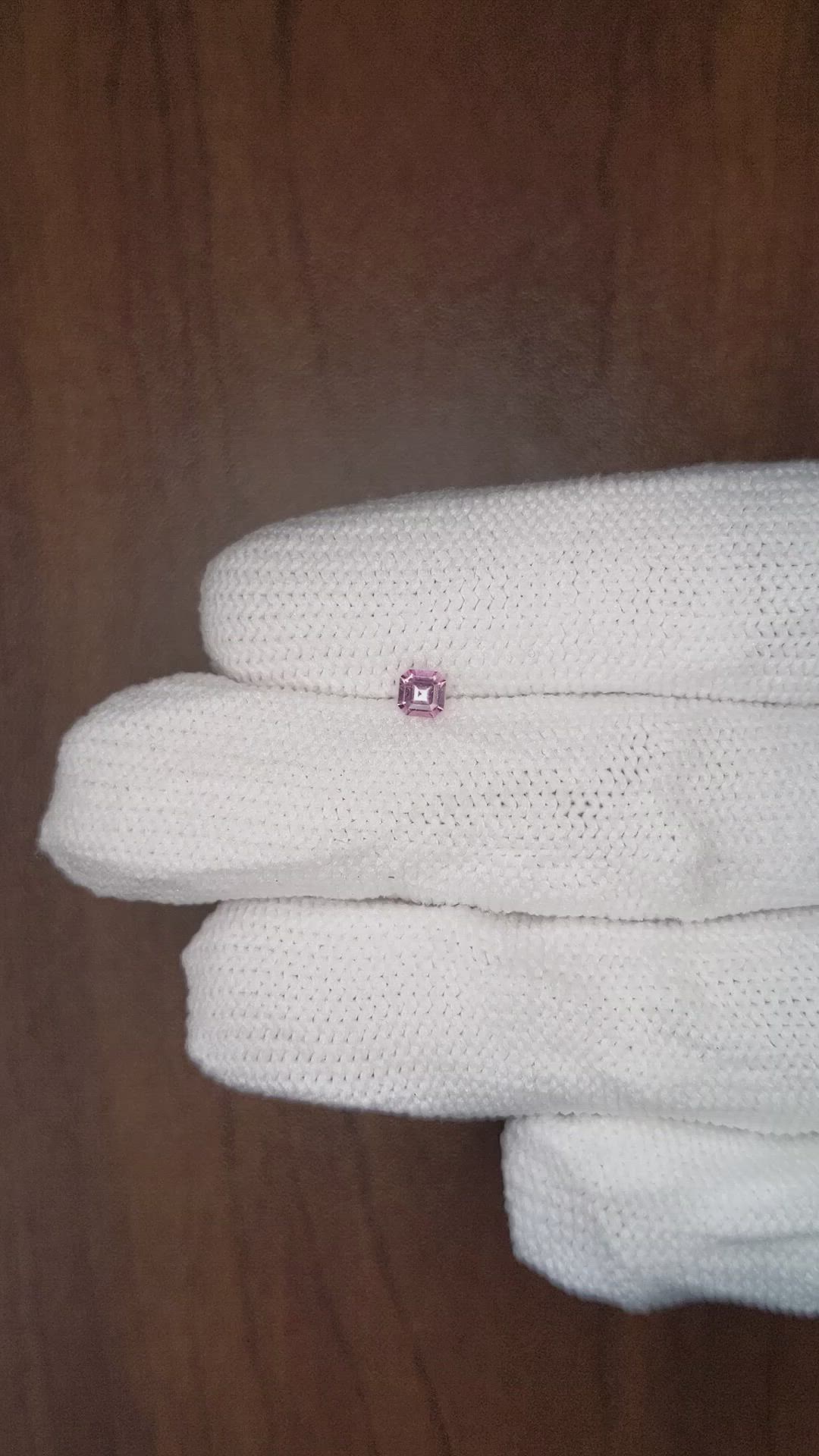 0.25 Ct. Pink Sapphire from Ceylon (Sri Lanka) Size Video