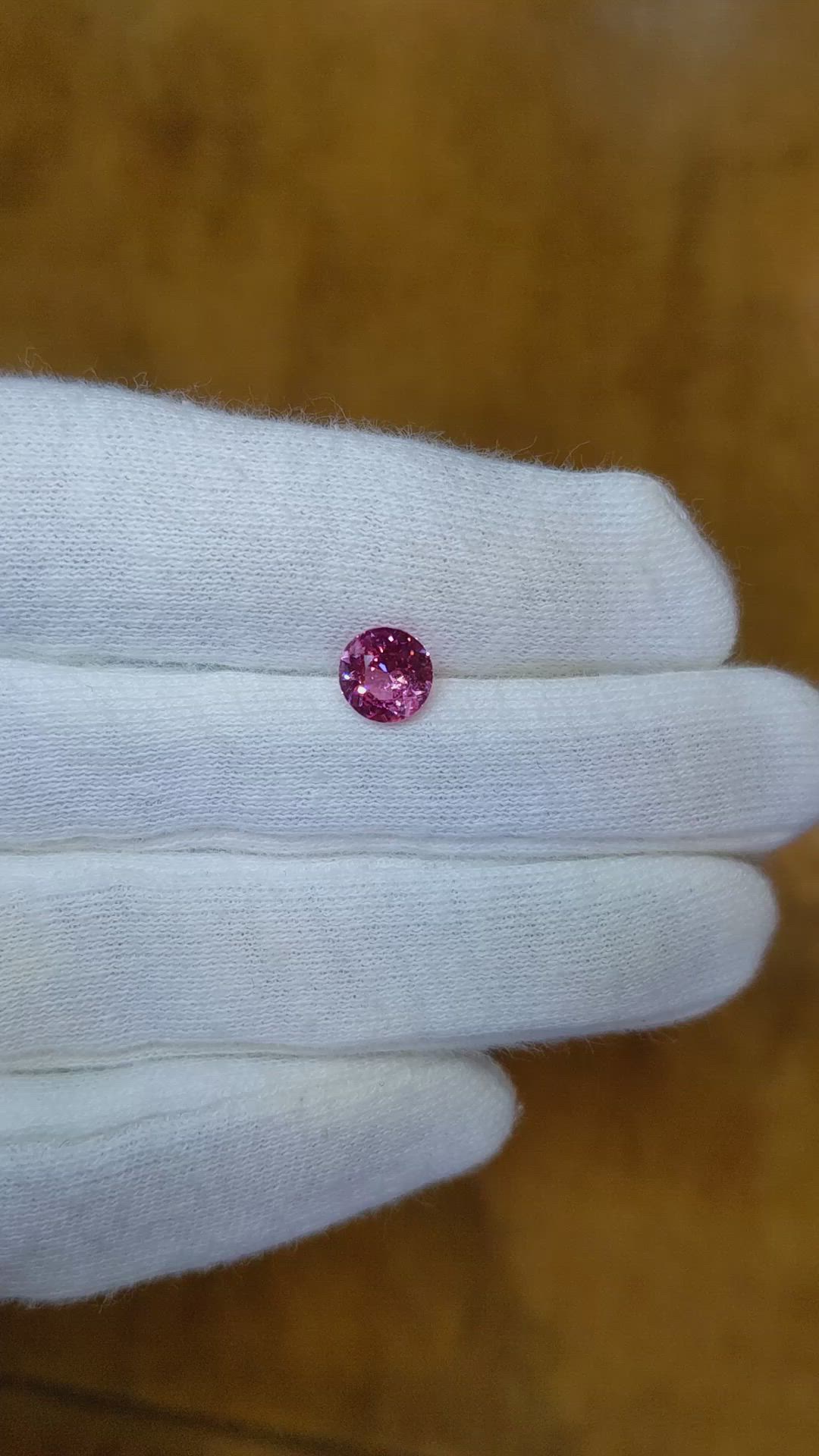 1.16 Ct. Pink Sapphire from Ceylon (Sri Lanka) Size Video