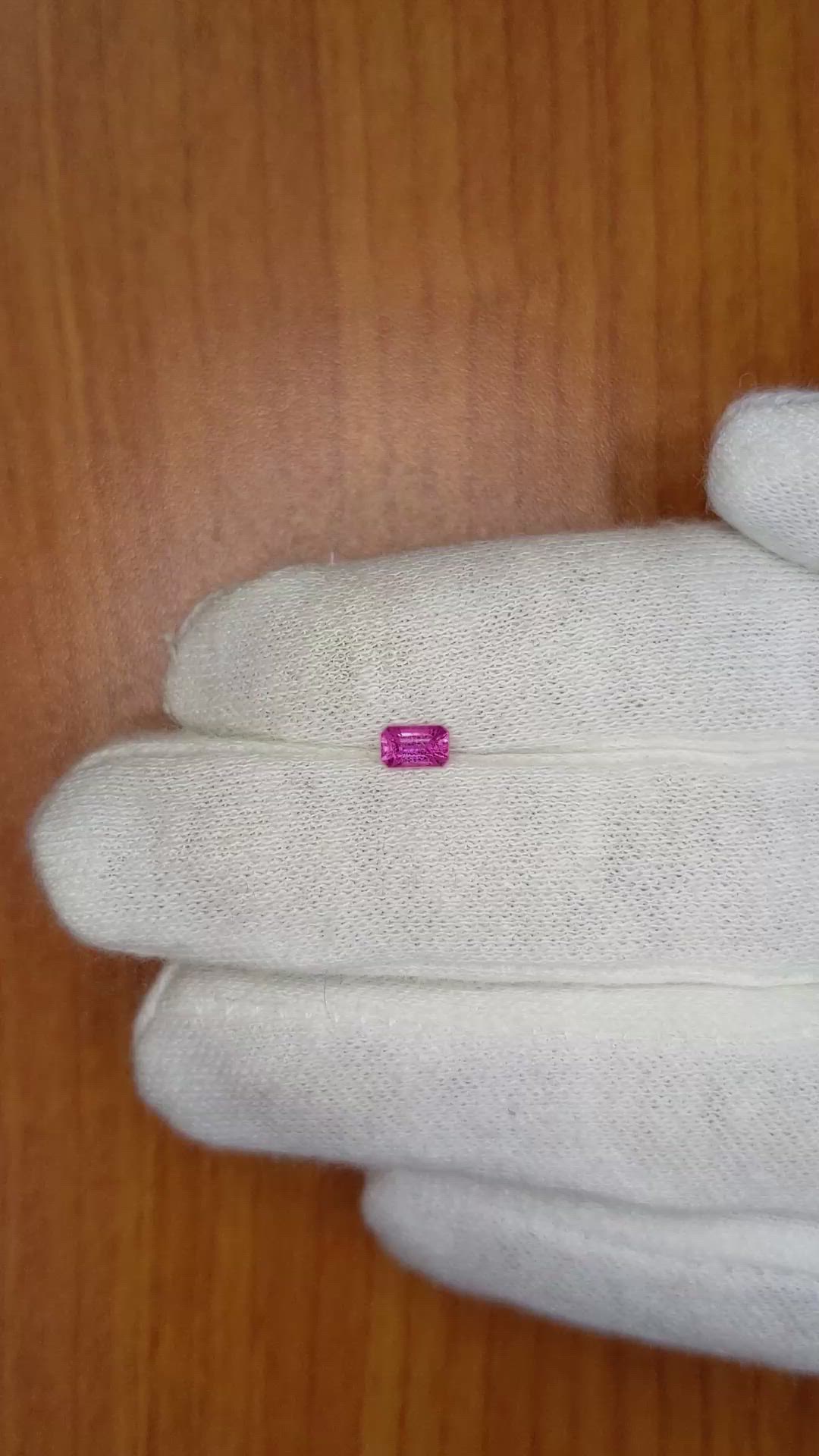 0.44 Ct. Pink Sapphire from Ceylon (Sri Lanka) Size Video