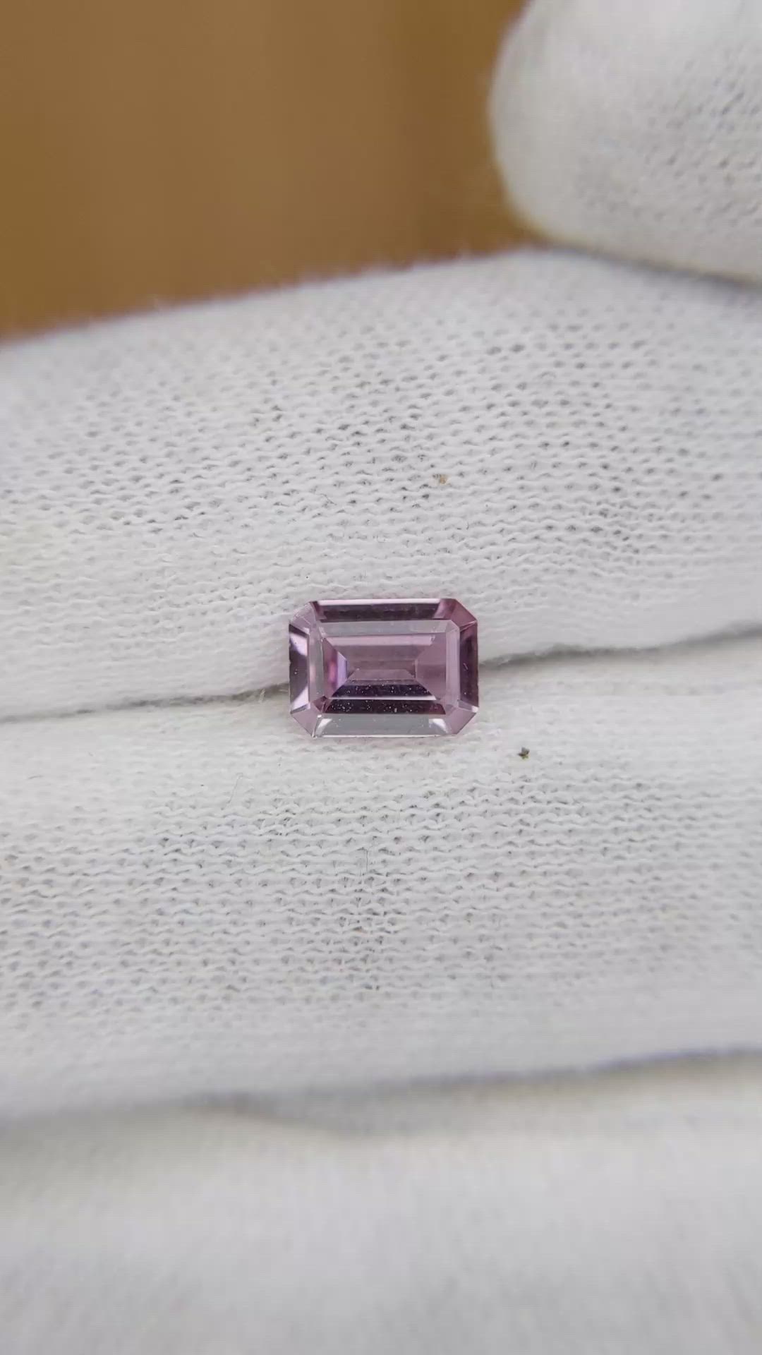 1.24 Ct. Pink Sapphire from Ceylon (Sri Lanka) Size Video
