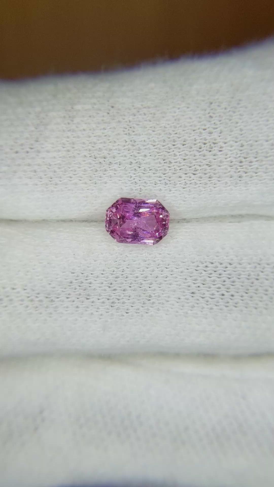 1.04 Ct. Pink Sapphire from Ceylon (Sri Lanka) Size Video