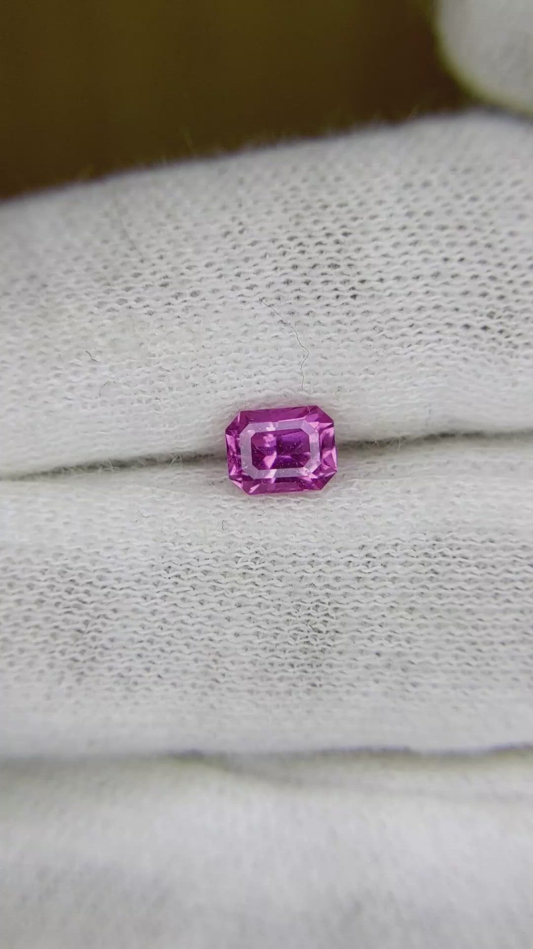 1.04 Ct. Pinkish Purple Sapphire from Ceylon (Sri Lanka) Size Video
