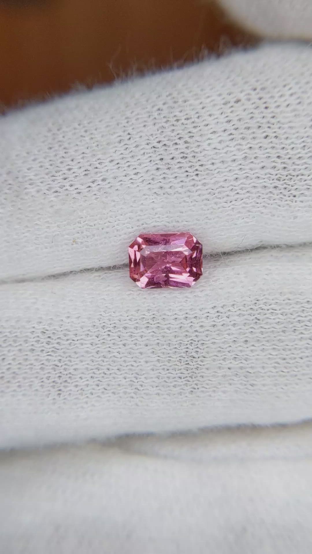 1.28 Ct. Pink Sapphire from Ceylon (Sri Lanka) Size Video