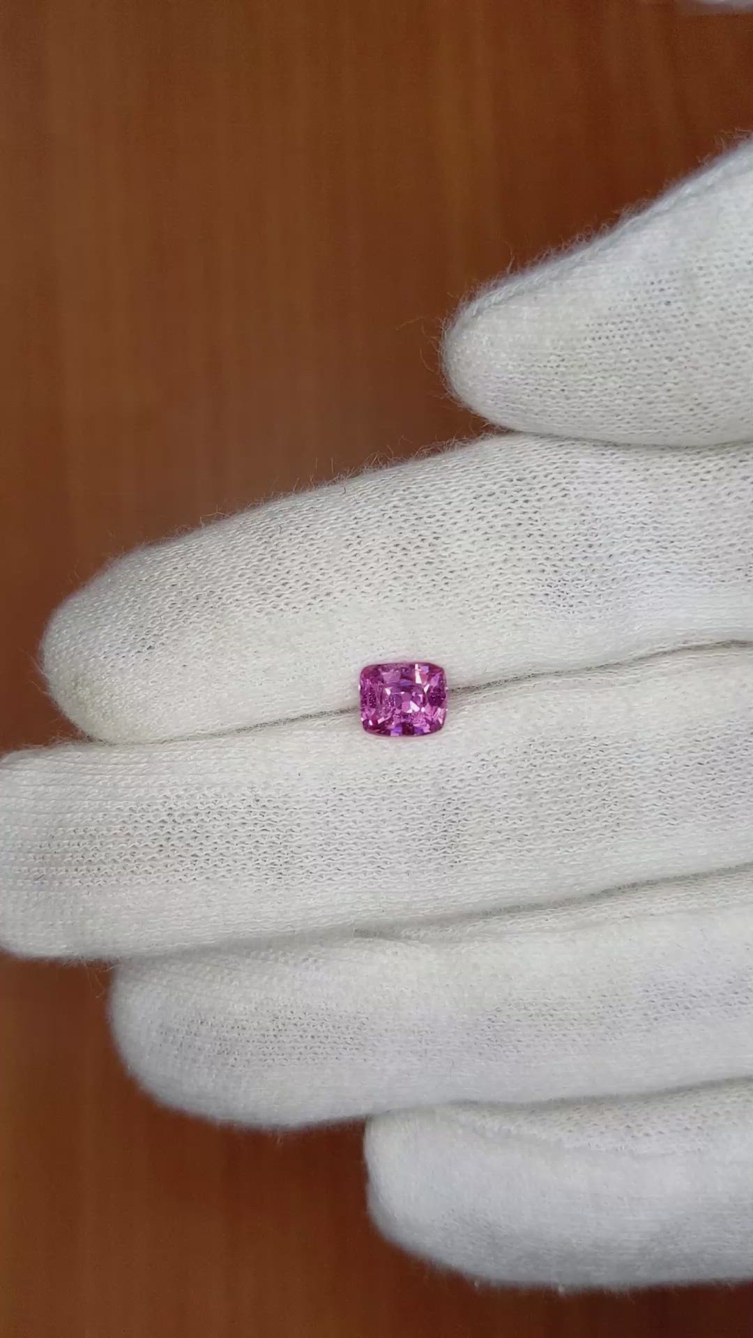 1.02 Ct. Pink Sapphire from Ceylon (Sri Lanka) Size Video