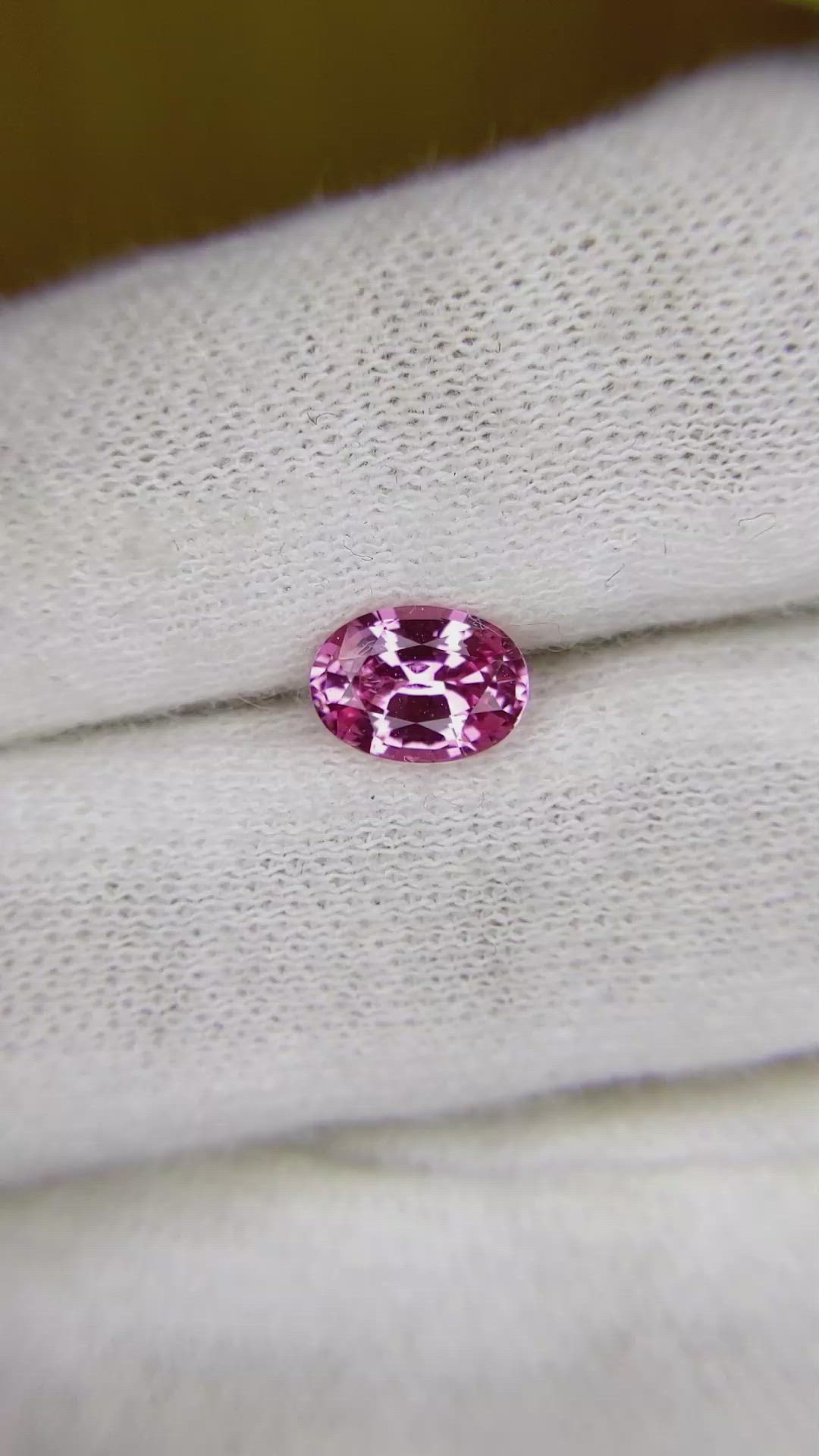 1.27 Ct. Pink Sapphire from Ceylon (Sri Lanka) Size Video