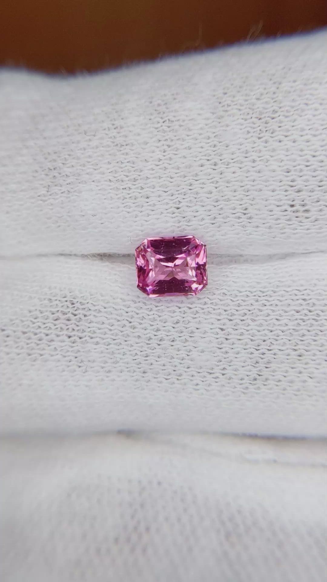 1.04 Ct. Pink Sapphire from Ceylon (Sri Lanka) Size Video