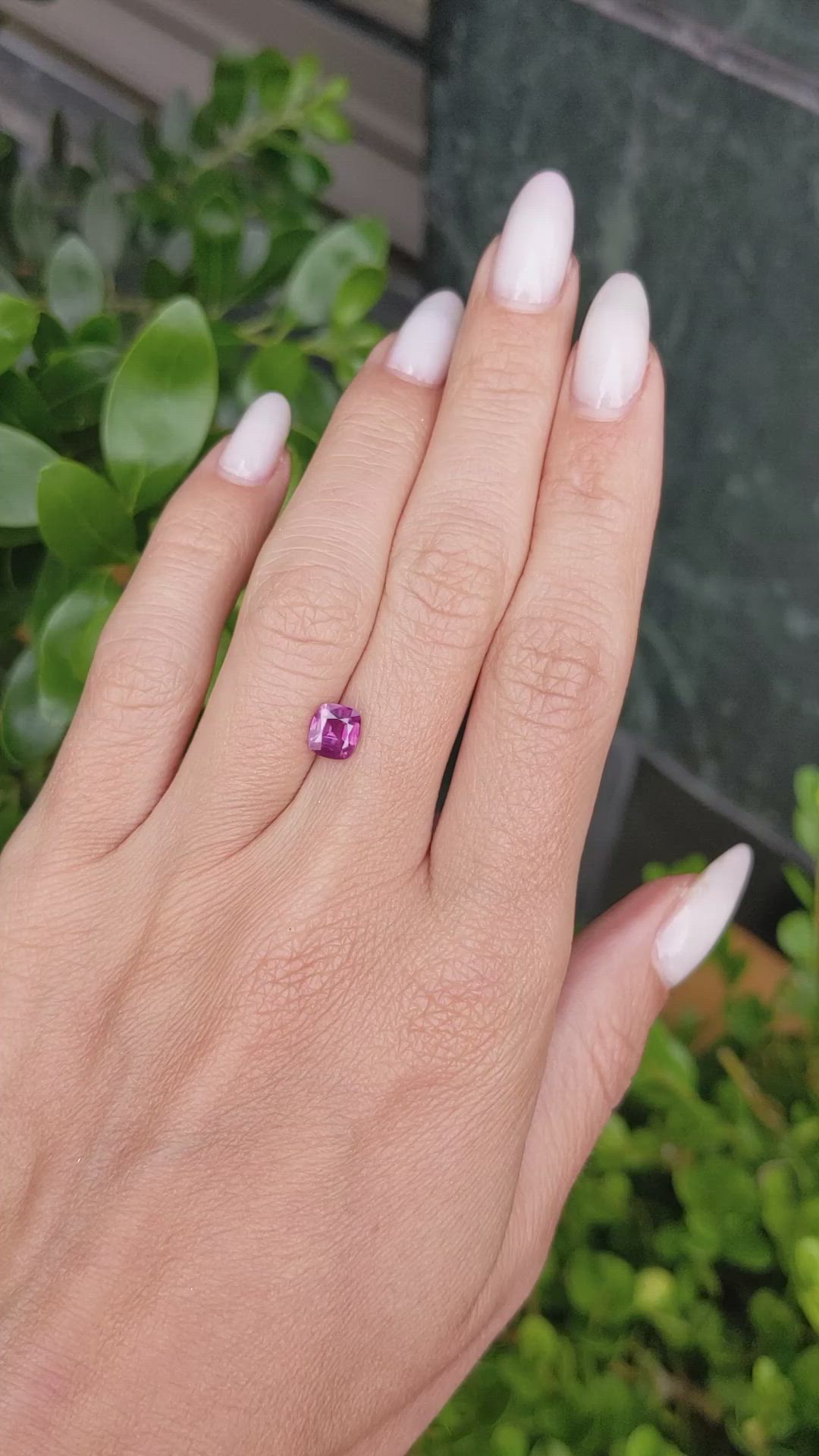 1.00 Ct. Pink Sapphire from Ceylon (Sri Lanka) Size Video
