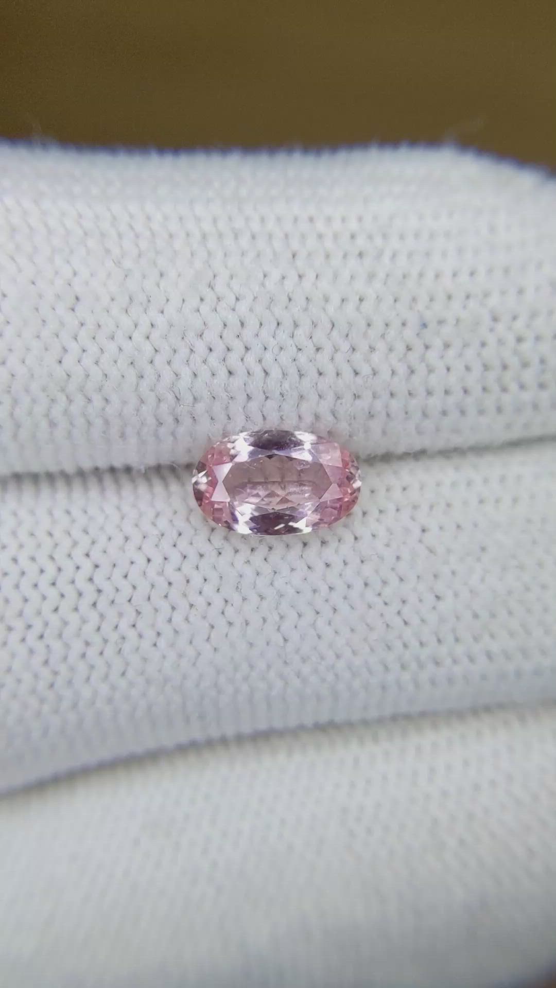 1.54 Ct. Padparadscha Sapphire from Ceylon (Sri Lanka) Size Video