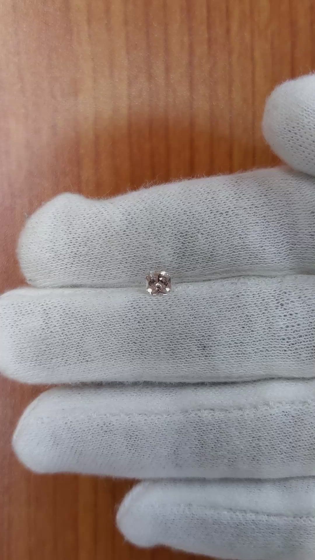 0.38 Ct. Padparadscha Sapphire from Ceylon (Sri Lanka) Size Video