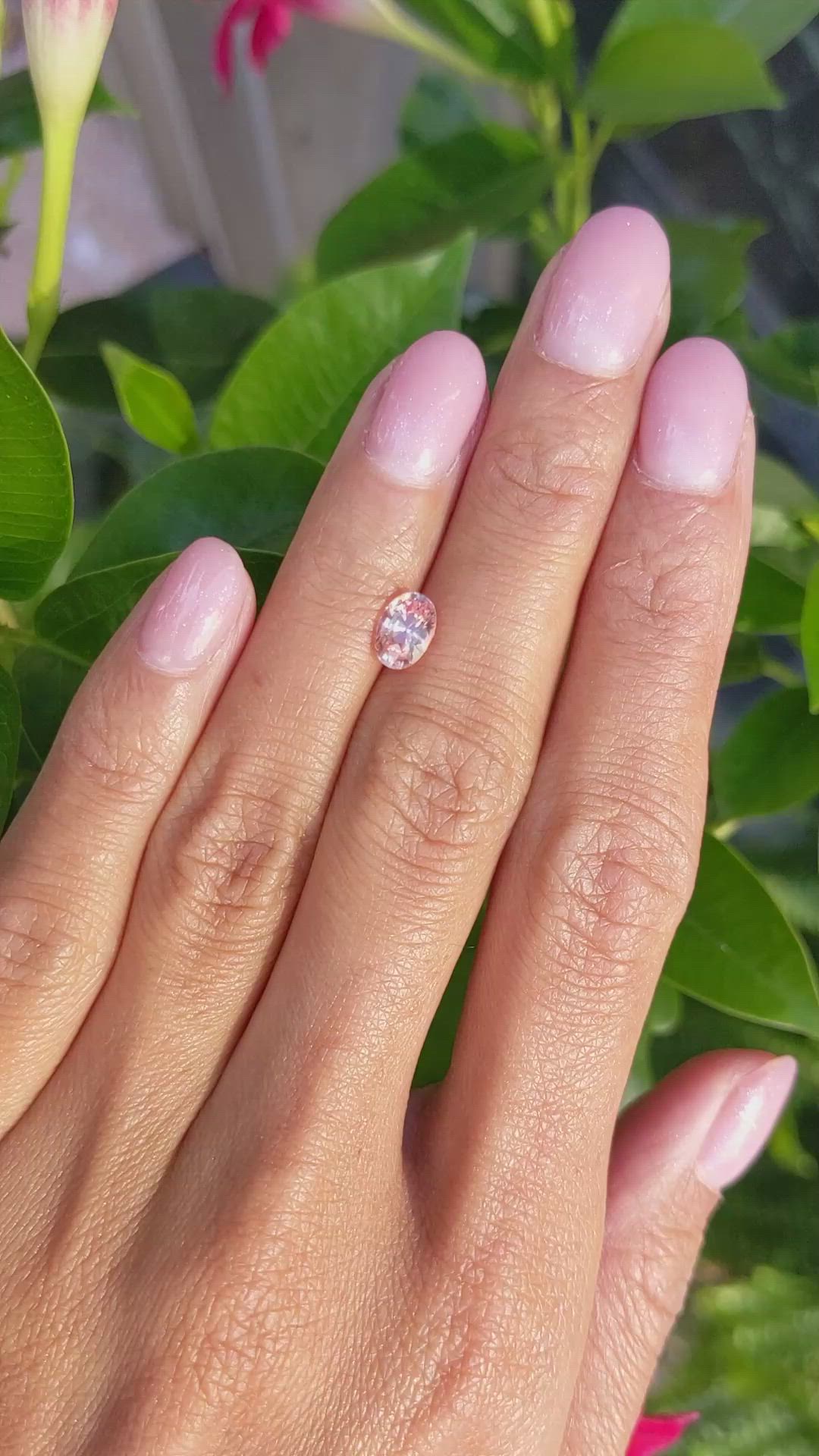 1.12 Ct. Padparadscha Sapphire from Ceylon (Sri Lanka) Size Video