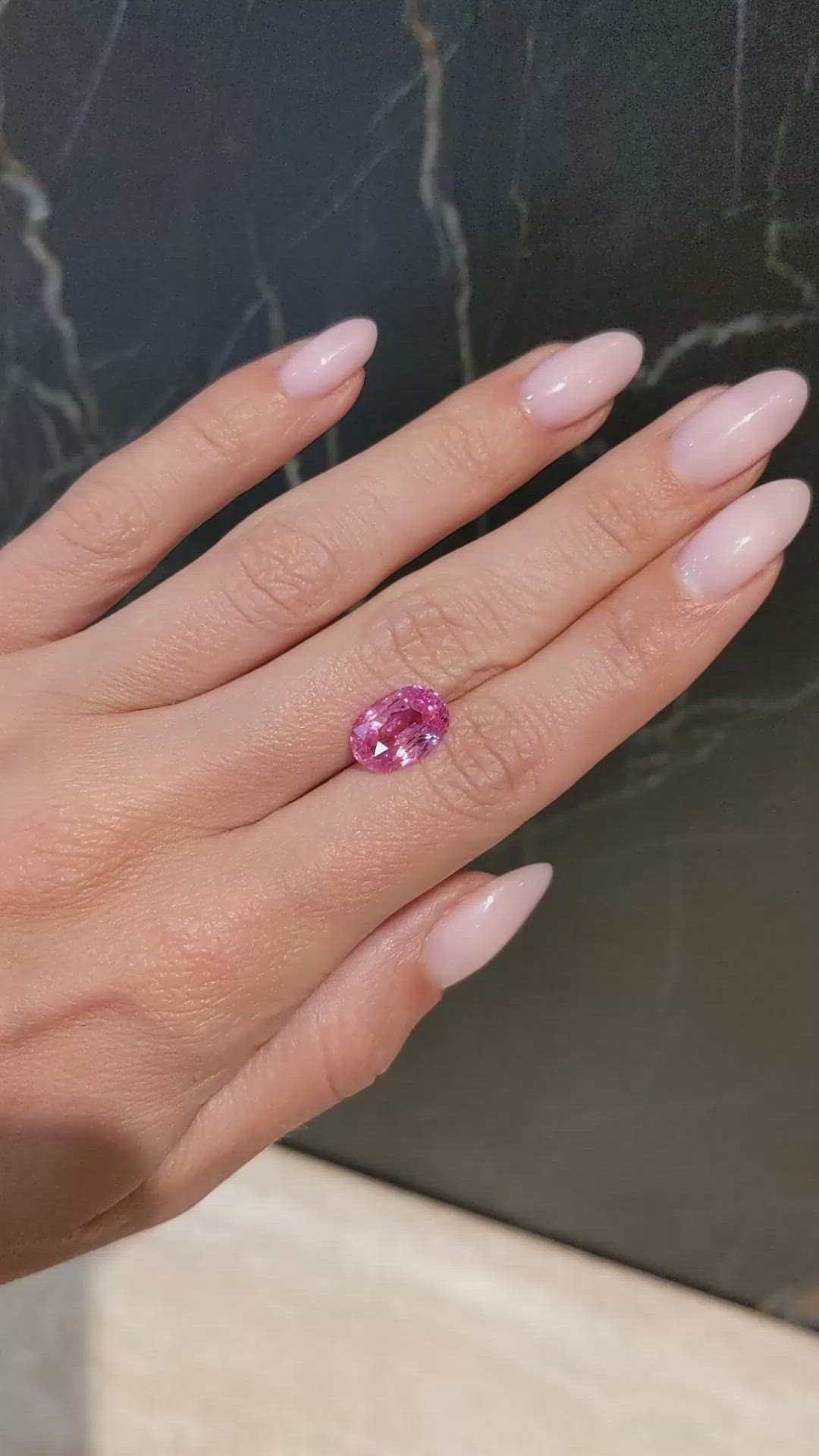 5.15 Ct. Padparadscha Sapphire from Ceylon (Sri Lanka) Size Video