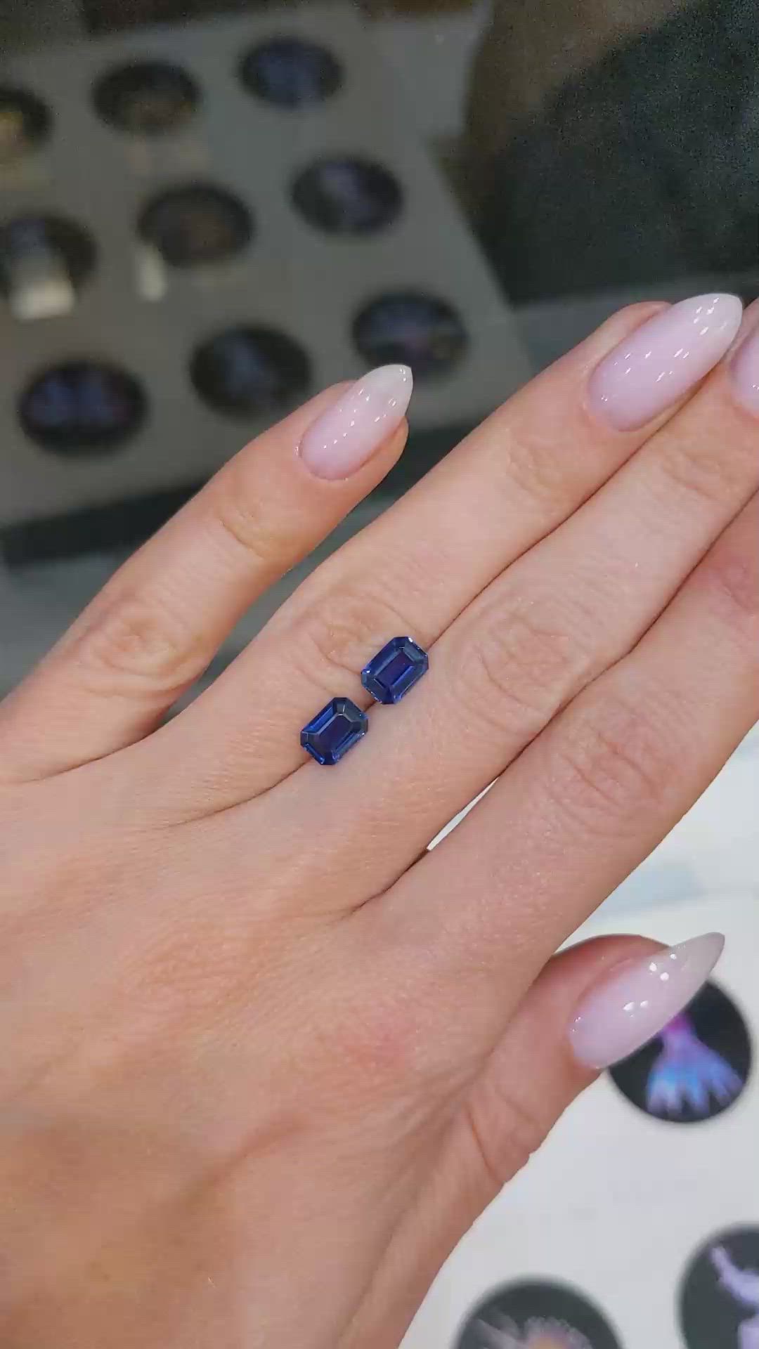 2.08&nbsp;Ct.Tw.Total Carat Weight Blue Sapphire Pair from Ceylon (Sri Lanka) Size Video