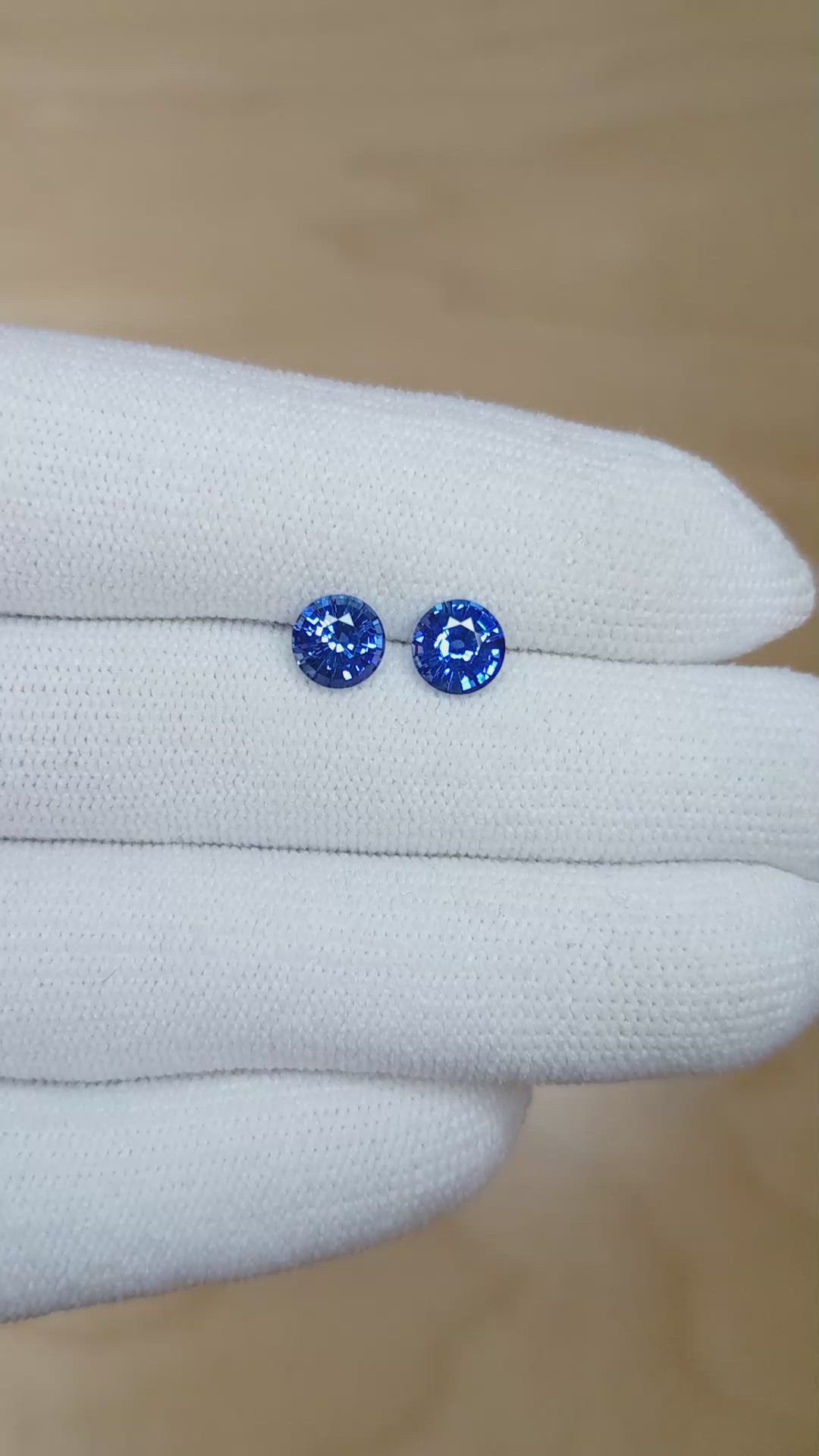 2.05&nbsp;Ct.Tw.Total Carat Weight Blue Sapphire Pair from Ceylon (Sri Lanka) Size Video