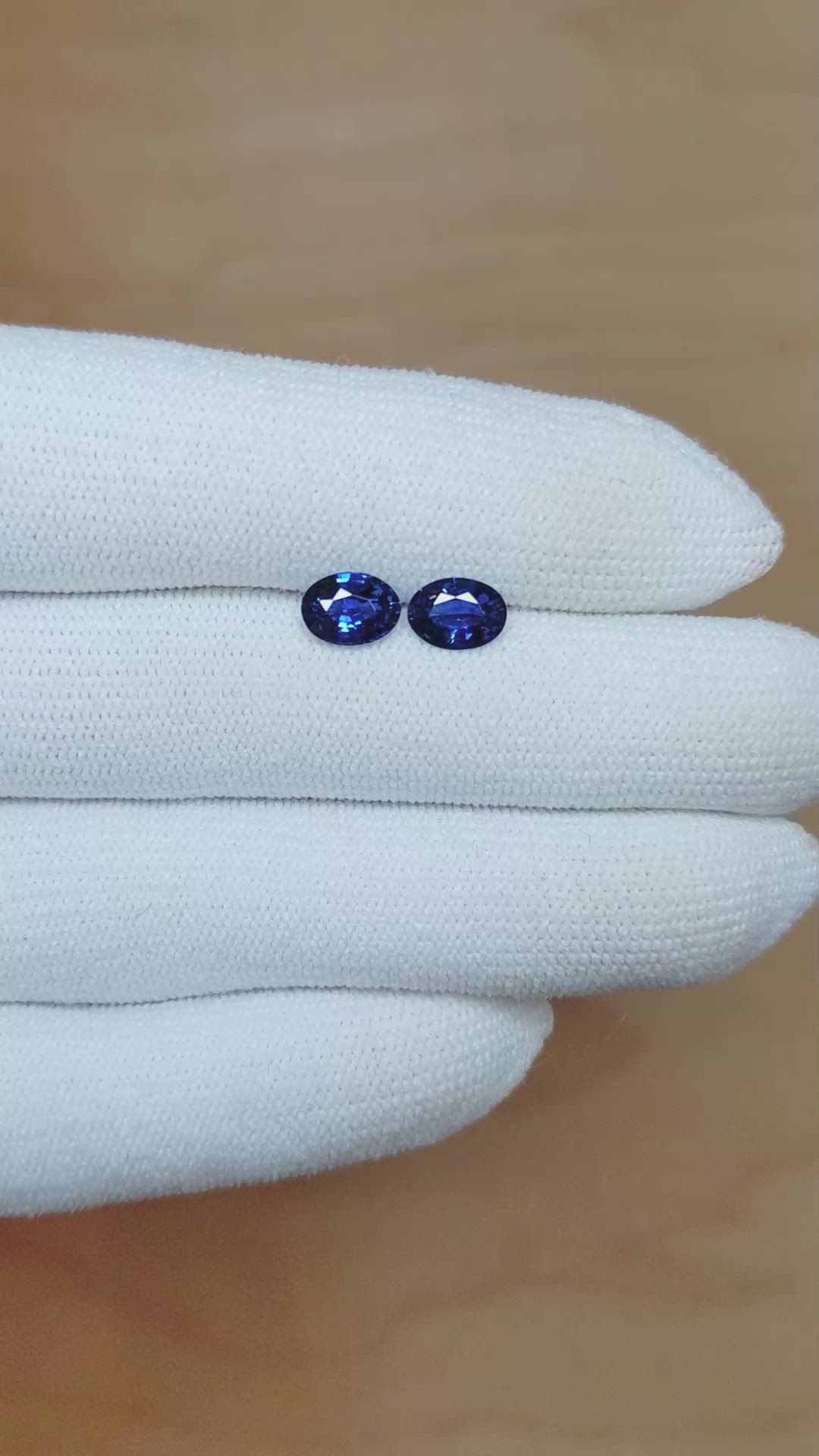 1.75&nbsp;Ct.Tw.Total Carat Weight Blue Sapphire Pair from Ceylon (Sri Lanka) Size Video