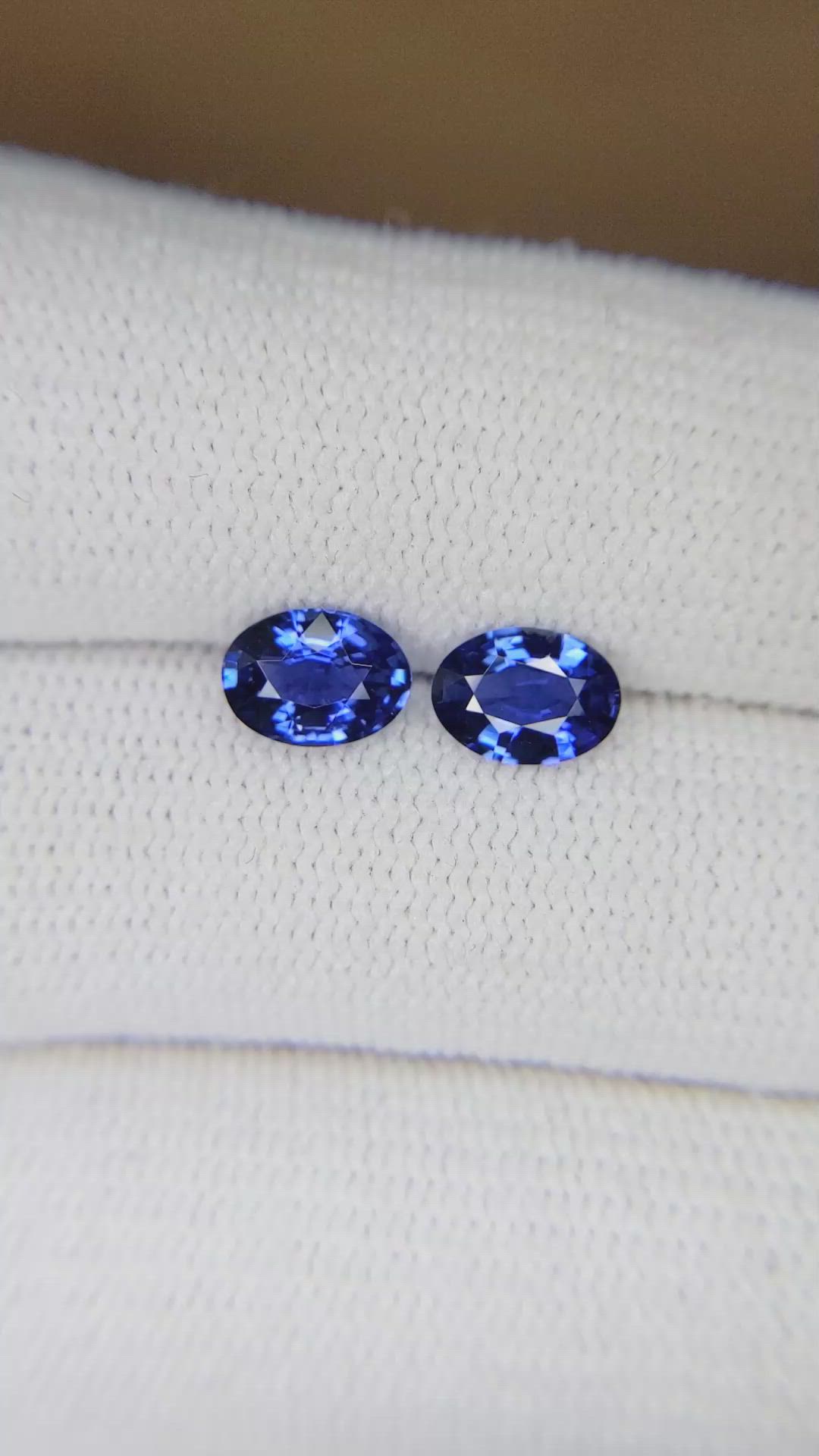 1.75&nbsp;Ct.Tw.Total Carat Weight Blue Sapphire Pair from Ceylon (Sri Lanka) Size Video