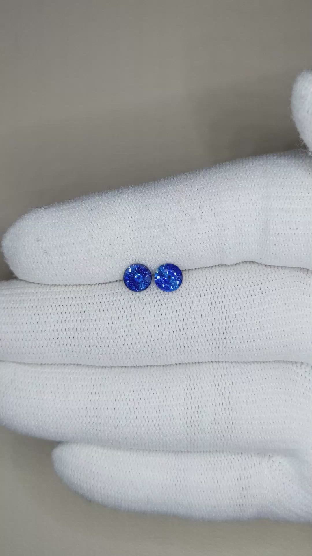 1.24 Ct.Tw.Total Carat Weight Blue Sapphire Pair from Ceylon (Sri Lanka) Size Video