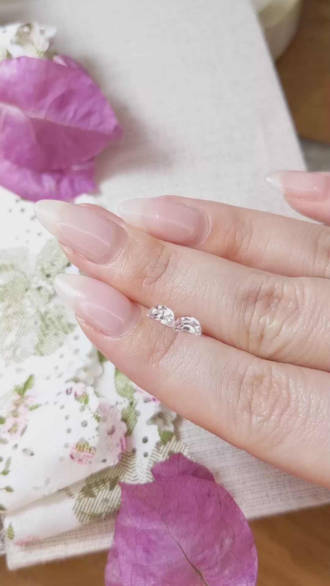 0.89 Ct.Tw.Total Carat Weight White Sapphire Pair from Ceylon (Sri Lanka) Size Video