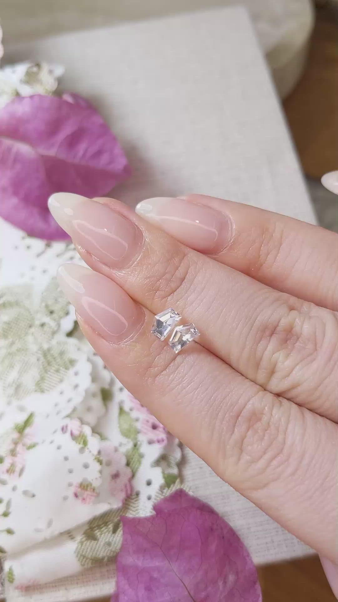 1.20 Ct.Tw.Total Carat Weight White Sapphire Pair from Ceylon (Sri Lanka) Size Video