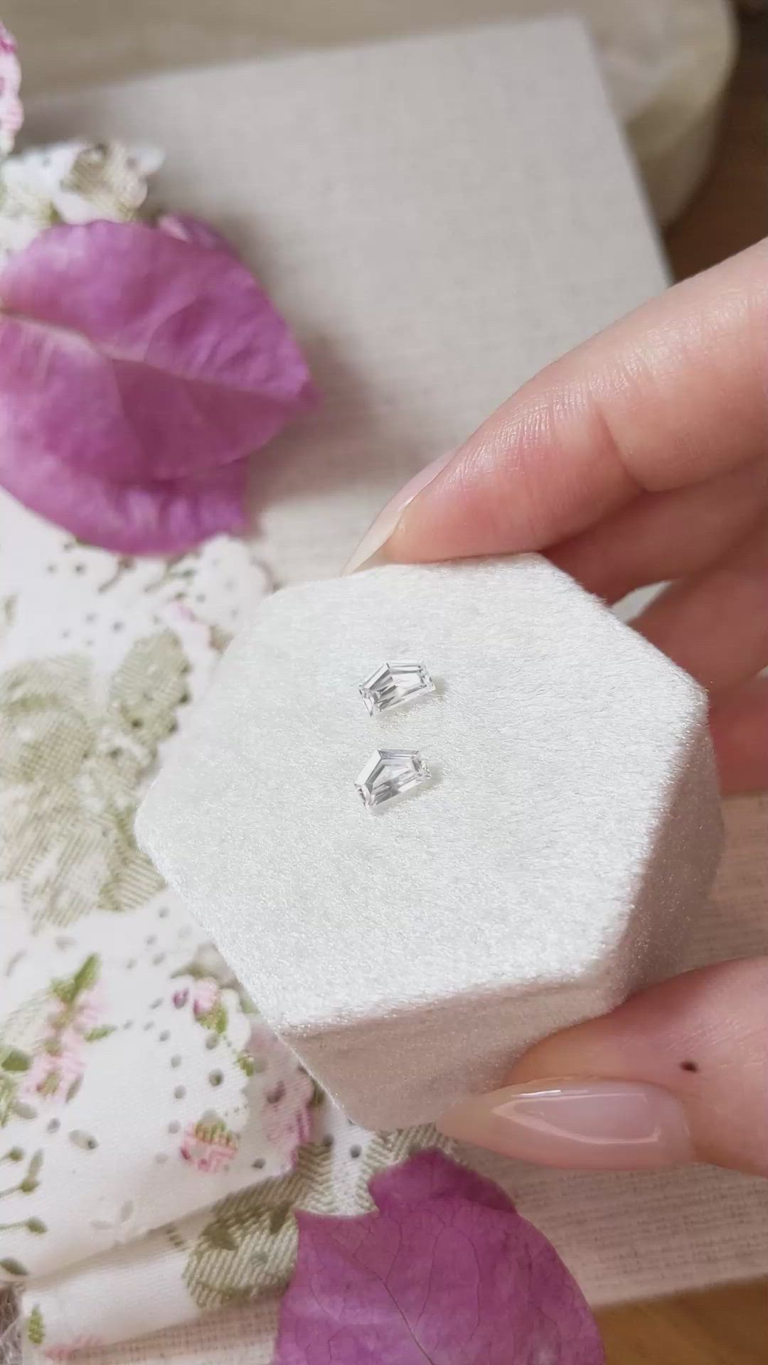 1.14 Ct.Tw.Total Carat Weight White Sapphire Pair from Ceylon (Sri Lanka) Size Video