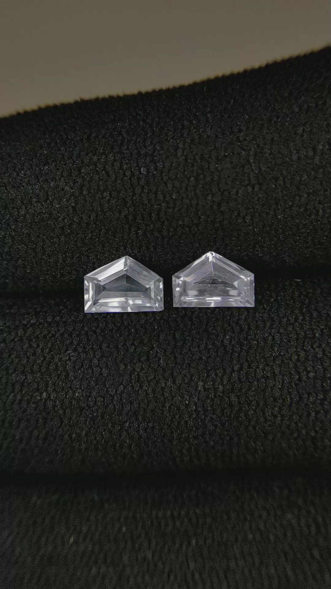 1.60&nbsp;Ct.Tw.Total Carat Weight White Sapphire Pair from Ceylon (Sri Lanka) Size Video