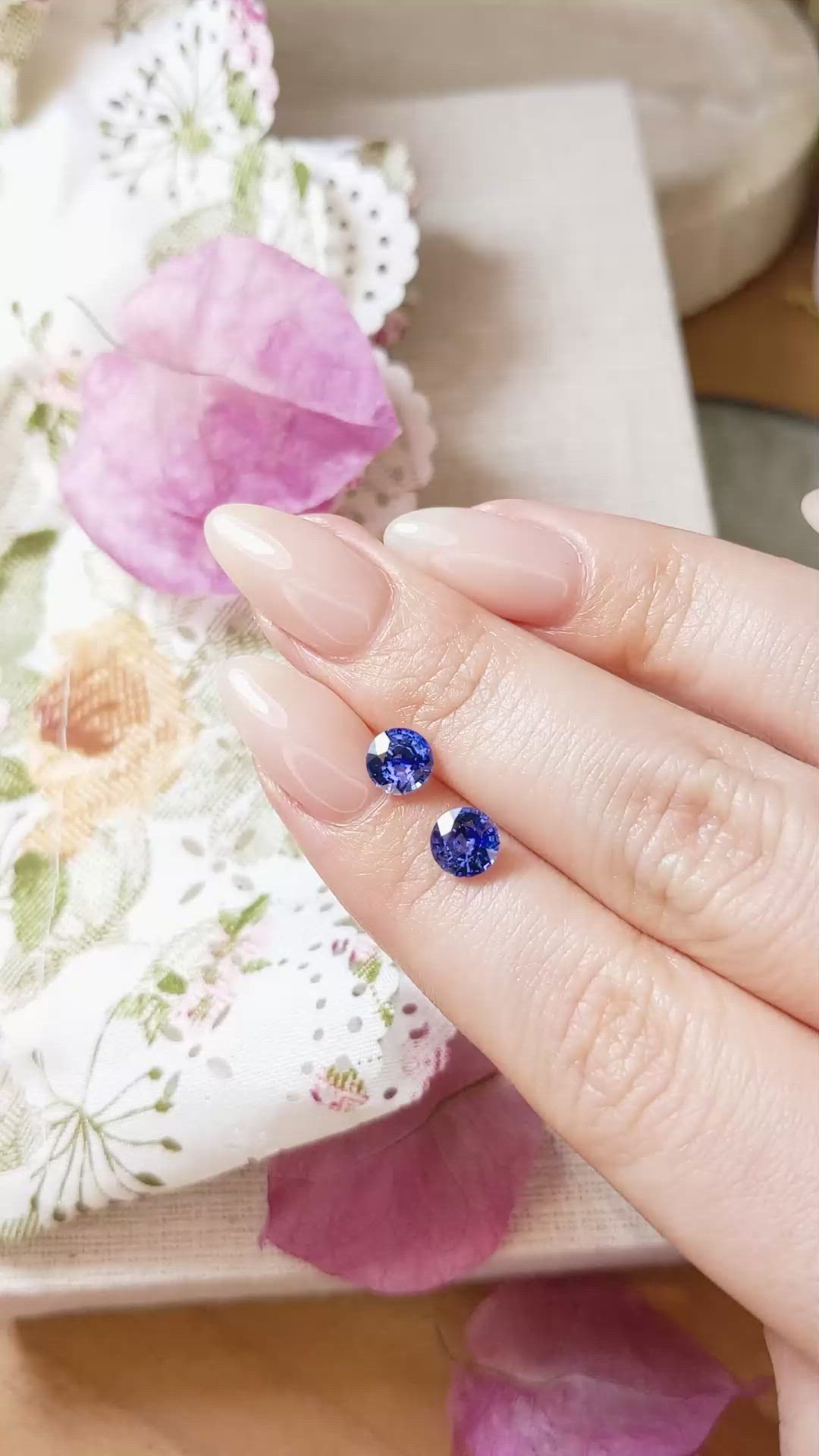 2.04 Ct.Tw.Total Carat Weight Blue Sapphire Pair from Ceylon (Sri Lanka) Size Video