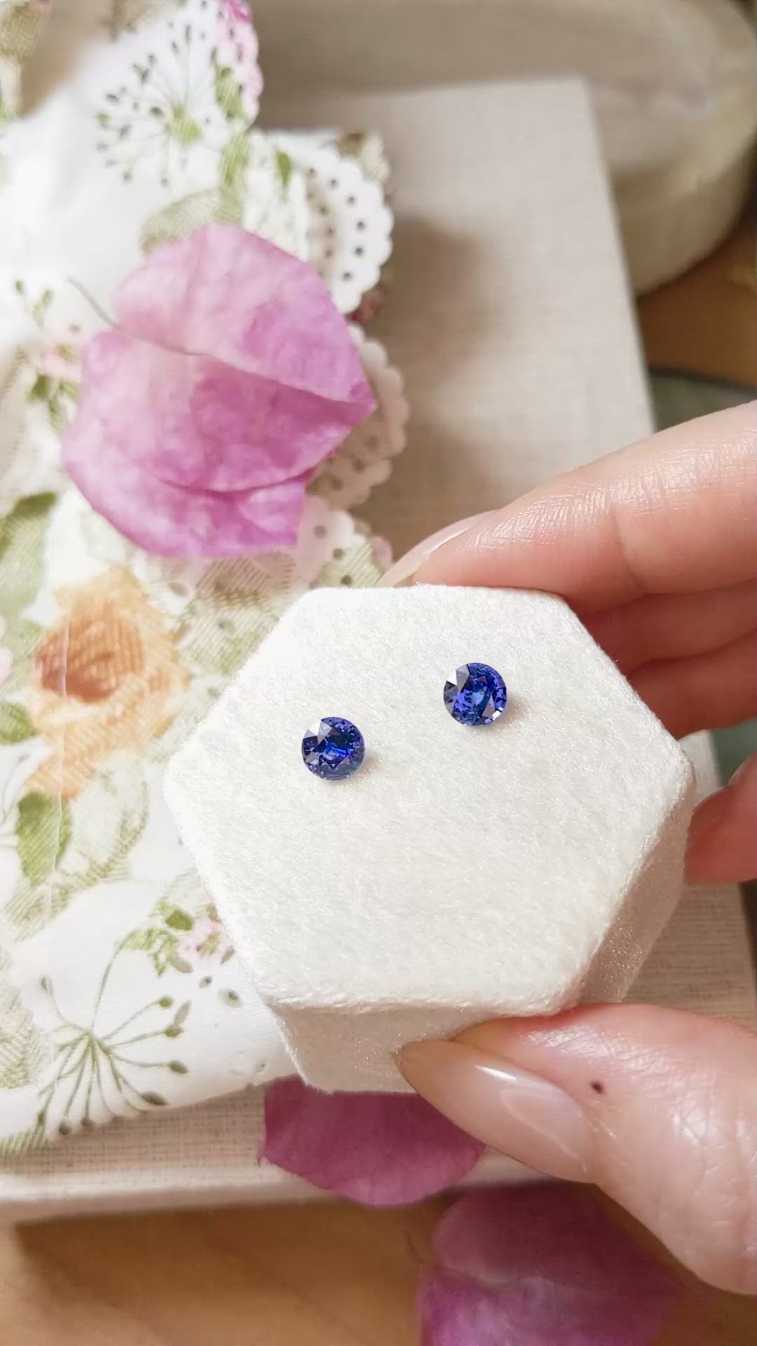 2.04 Ct.Tw.Total Carat Weight Blue Sapphire Pair from Ceylon (Sri Lanka) Size Video