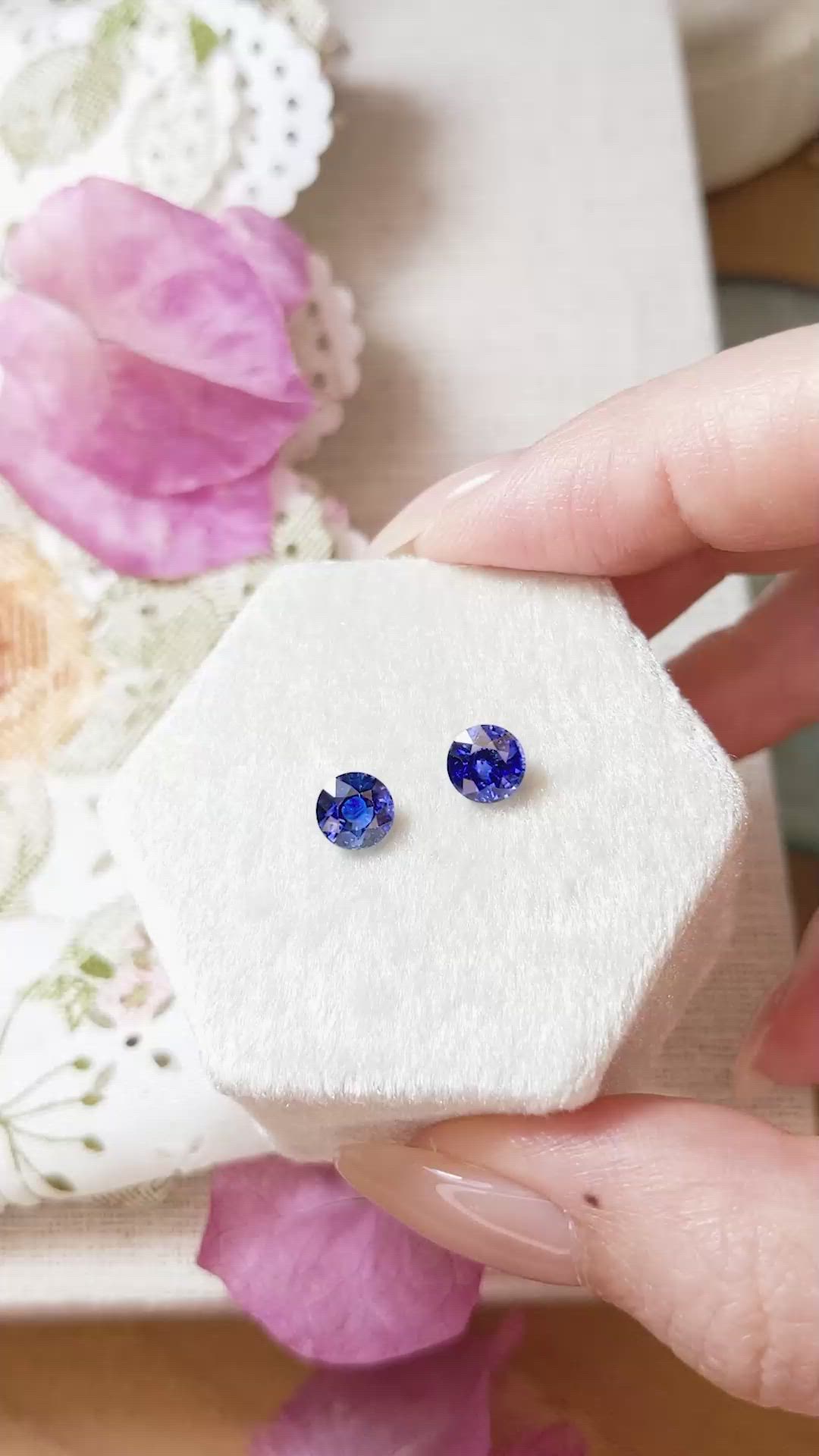 1.95 Ct.Tw.Total Carat Weight Blue Sapphire Pair from Ceylon (Sri Lanka) Size Video
