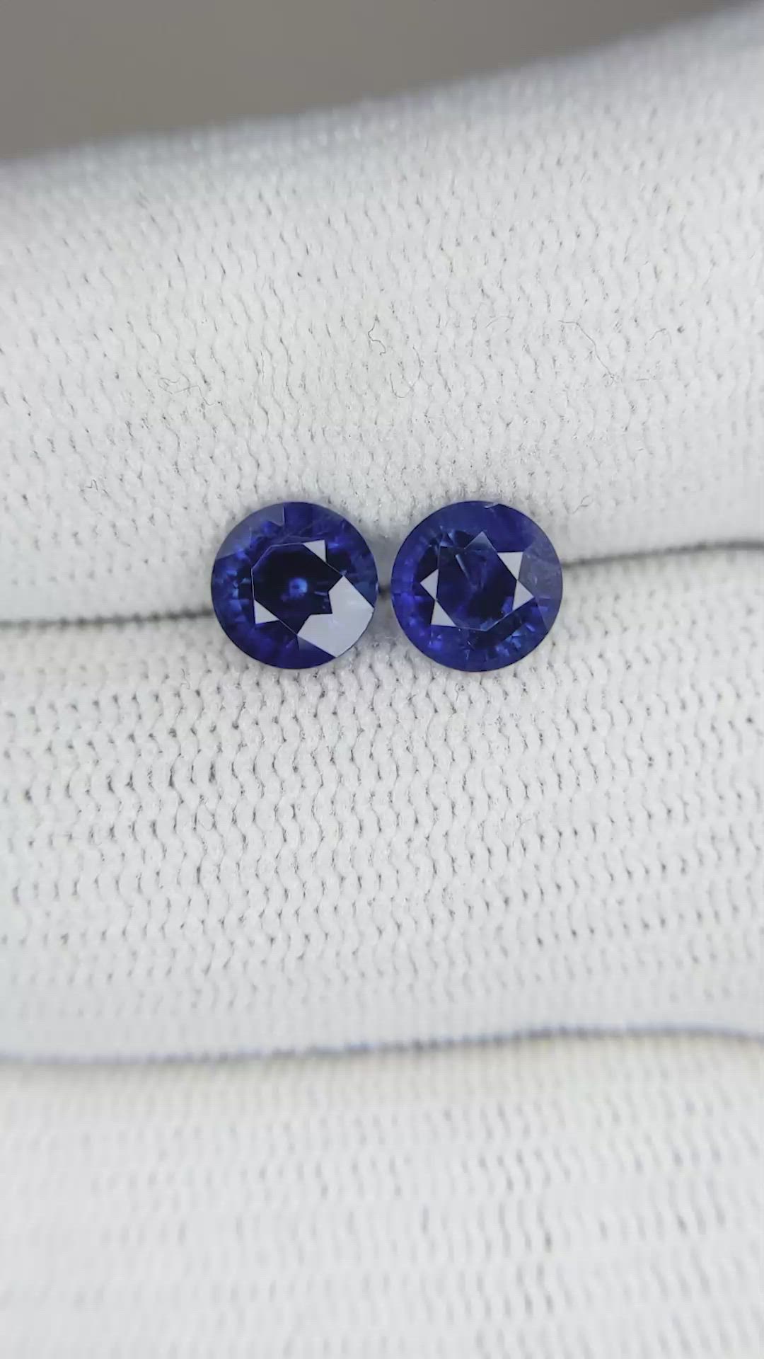 2.11 Ct.Tw.Total Carat Weight Blue Sapphire Pair from Ceylon (Sri Lanka) Size Video