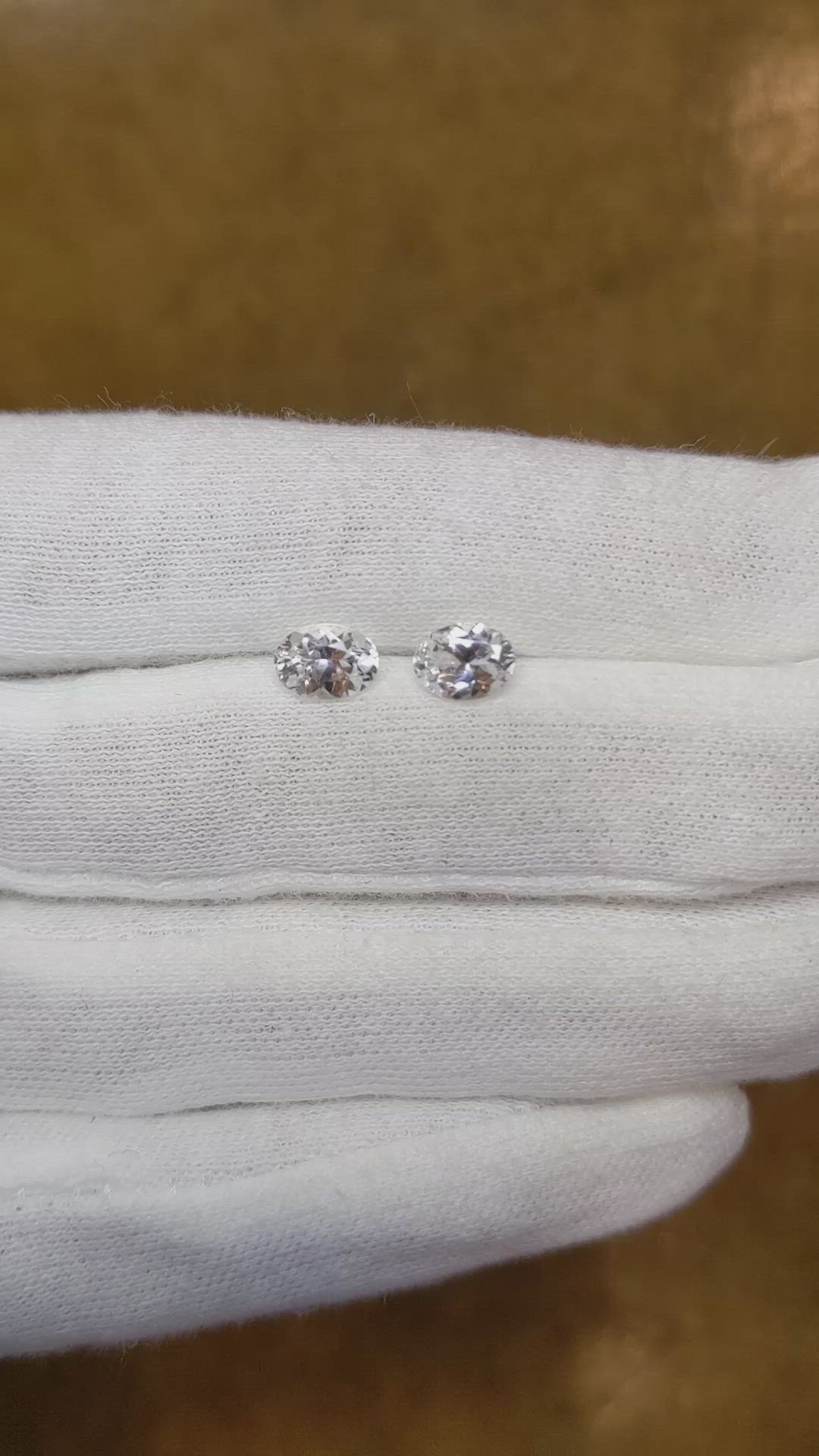 1.87&nbsp;Ct.Tw.Total Carat Weight White Sapphire Pair from Ceylon (Sri Lanka) Size Video