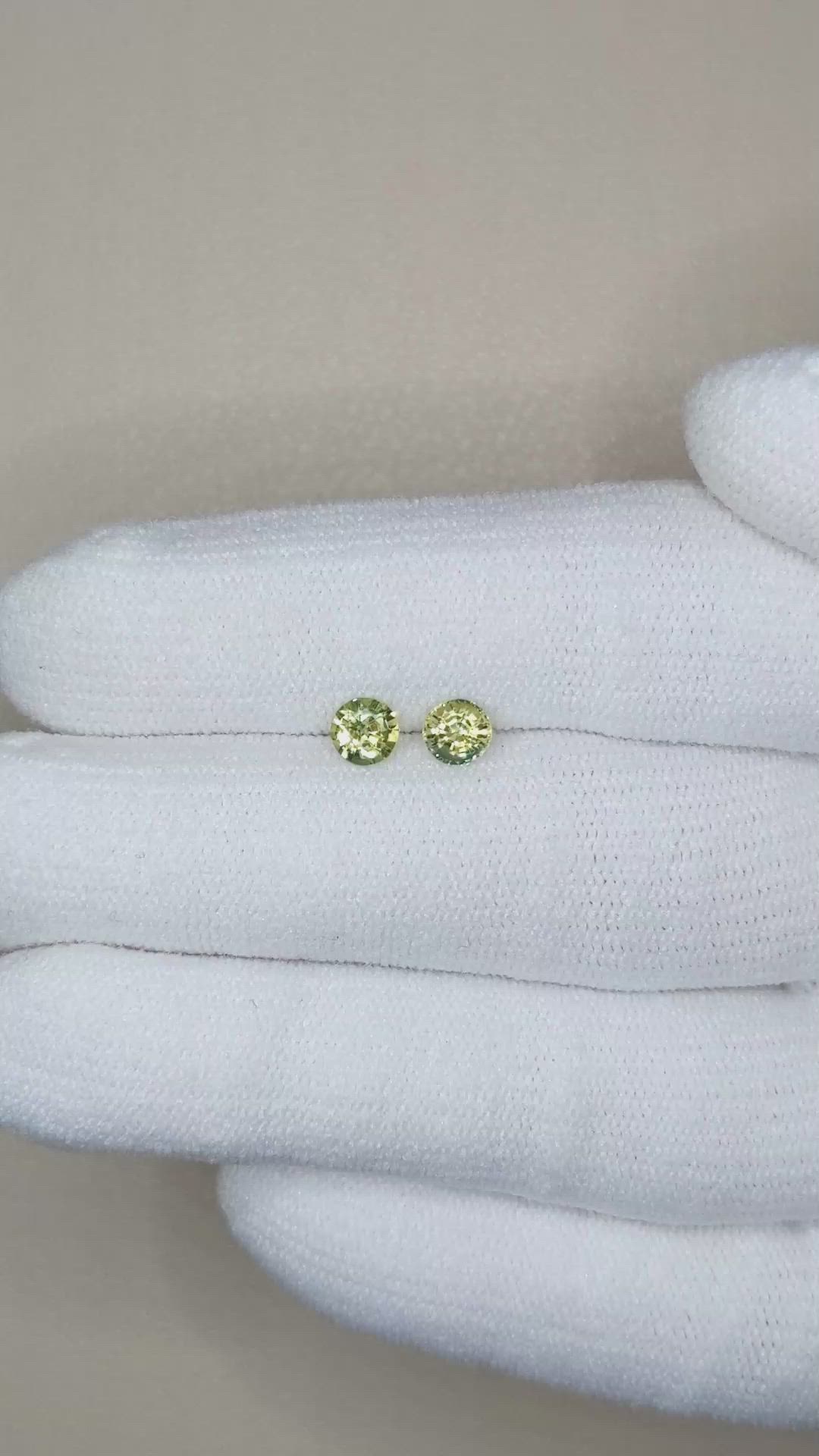 0.73&nbsp;Ct.Tw.Total Carat Weight Bi Color Sapphire Pair from Ceylon (Sri Lanka) Size Video