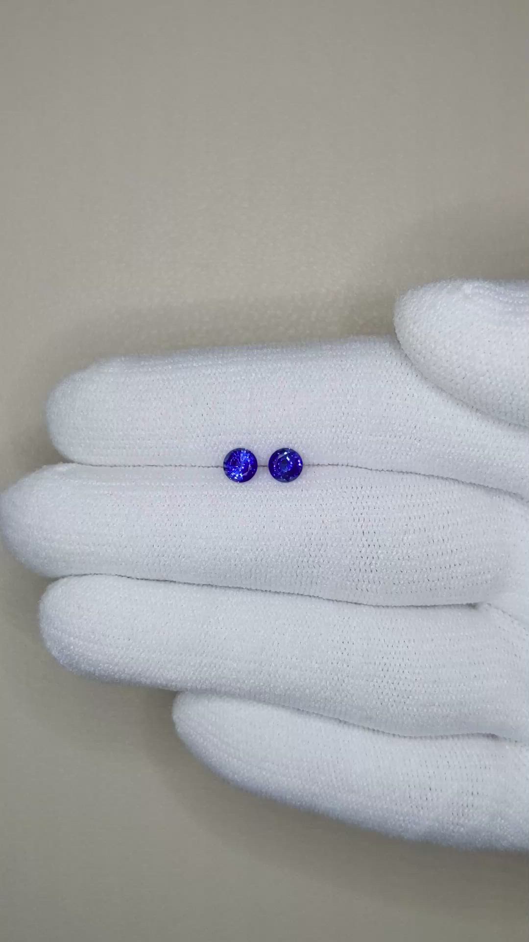 0.64&nbsp;Ct.Tw.Total Carat Weight Blue Sapphire Pair from Ceylon (Sri Lanka) Size Video