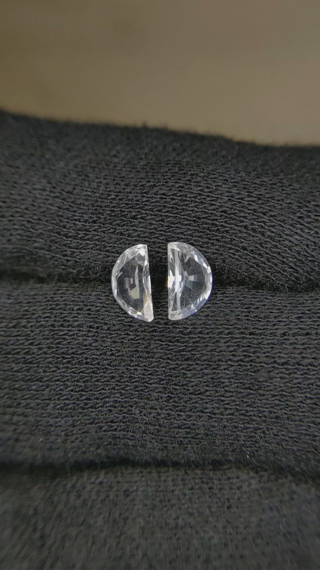 1.16&nbsp;Ct.Tw.Total Carat Weight White Sapphire Pair from Ceylon (Sri Lanka) Size Video