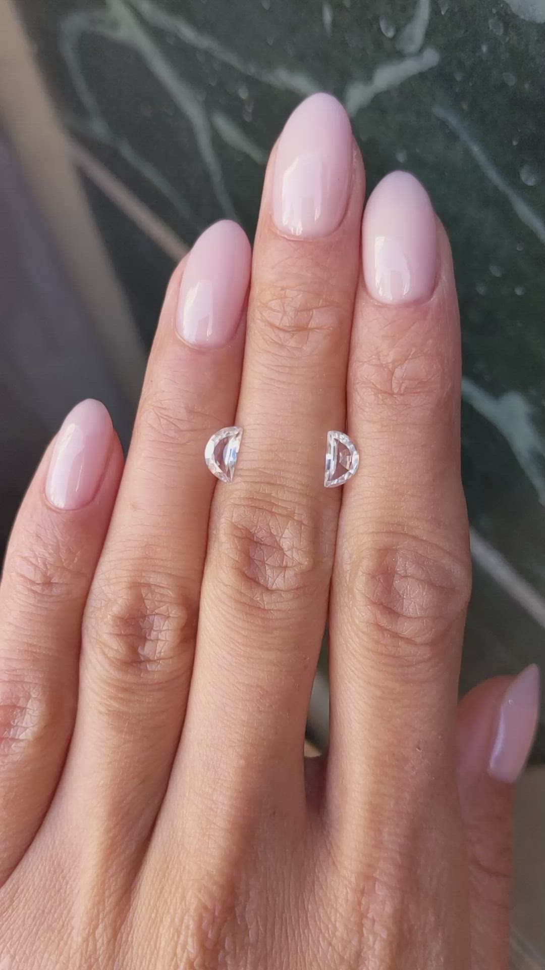 1.16&nbsp;Ct.Tw.Total Carat Weight White Sapphire Pair from Ceylon (Sri Lanka) Size Video